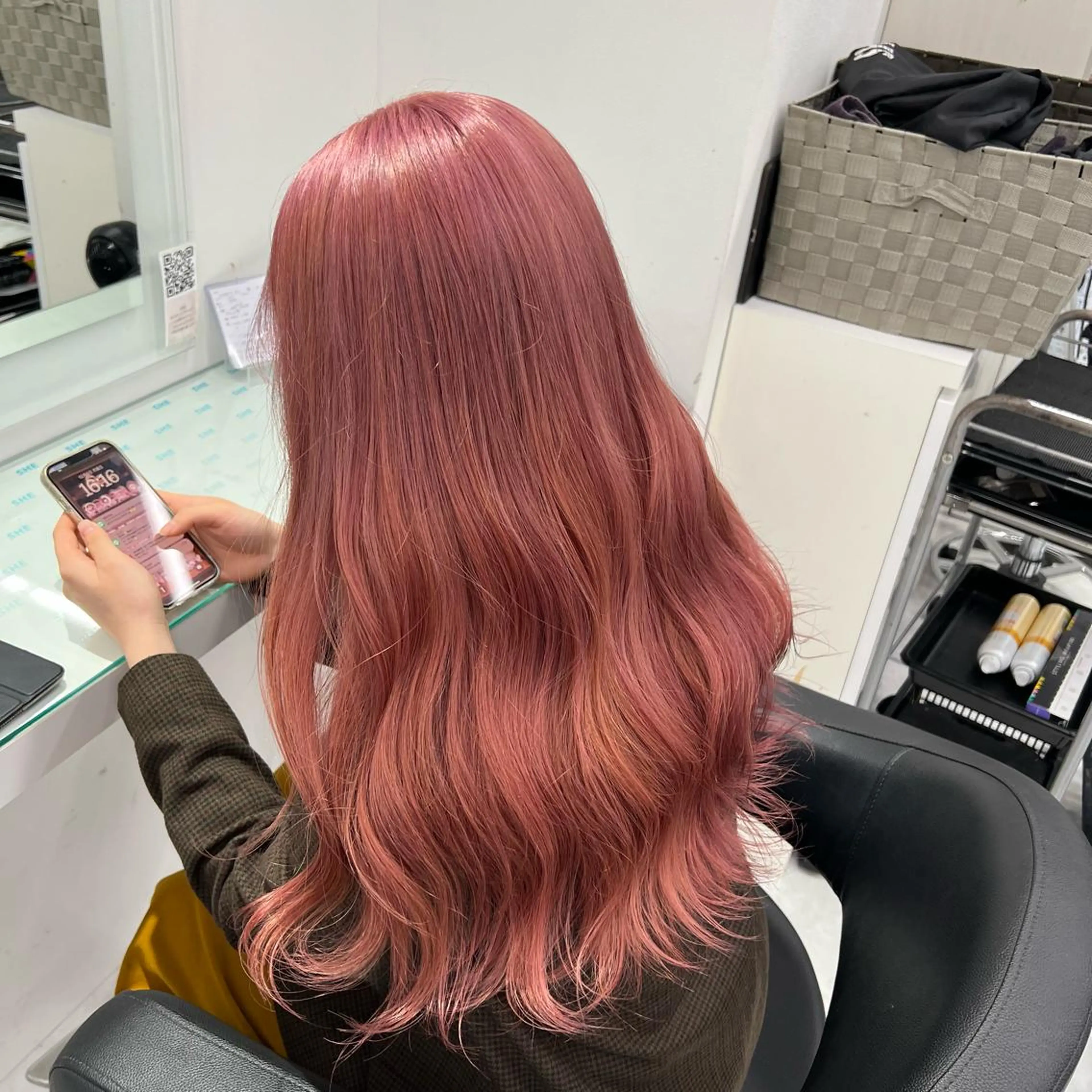 ミディアム カラー ヘアアレンジ マユクリア池袋東口店所属・マユクリア 池袋東口店の眉毛・アイブロウイメージ