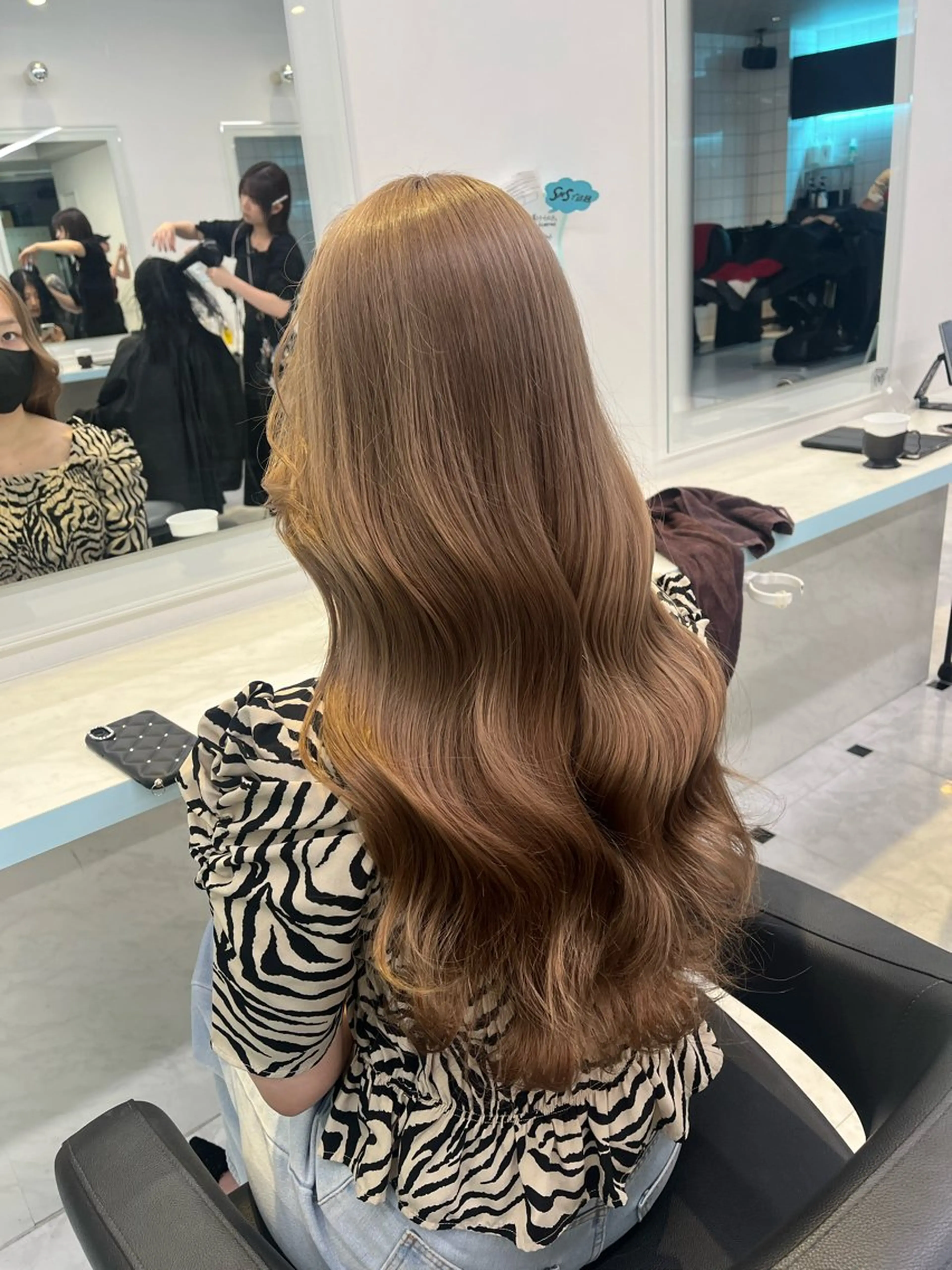 ロング カラー ヘアカラー トリートメント ブリーチカラー 🩵MIZUKIのヘアスタイル