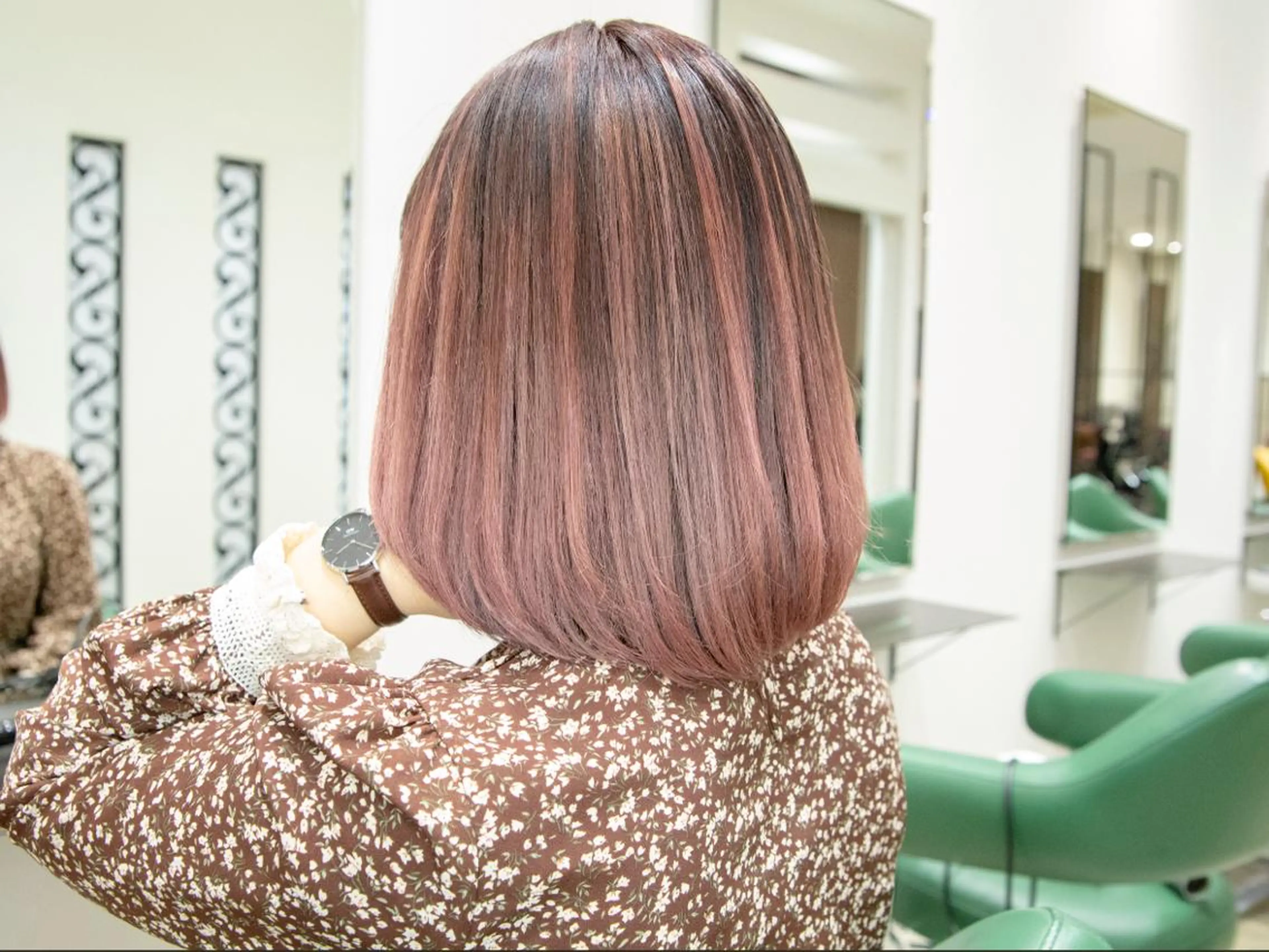 ミディアム ヘアカラー Re:ta Hair 飯田淳平のヘアスタイル