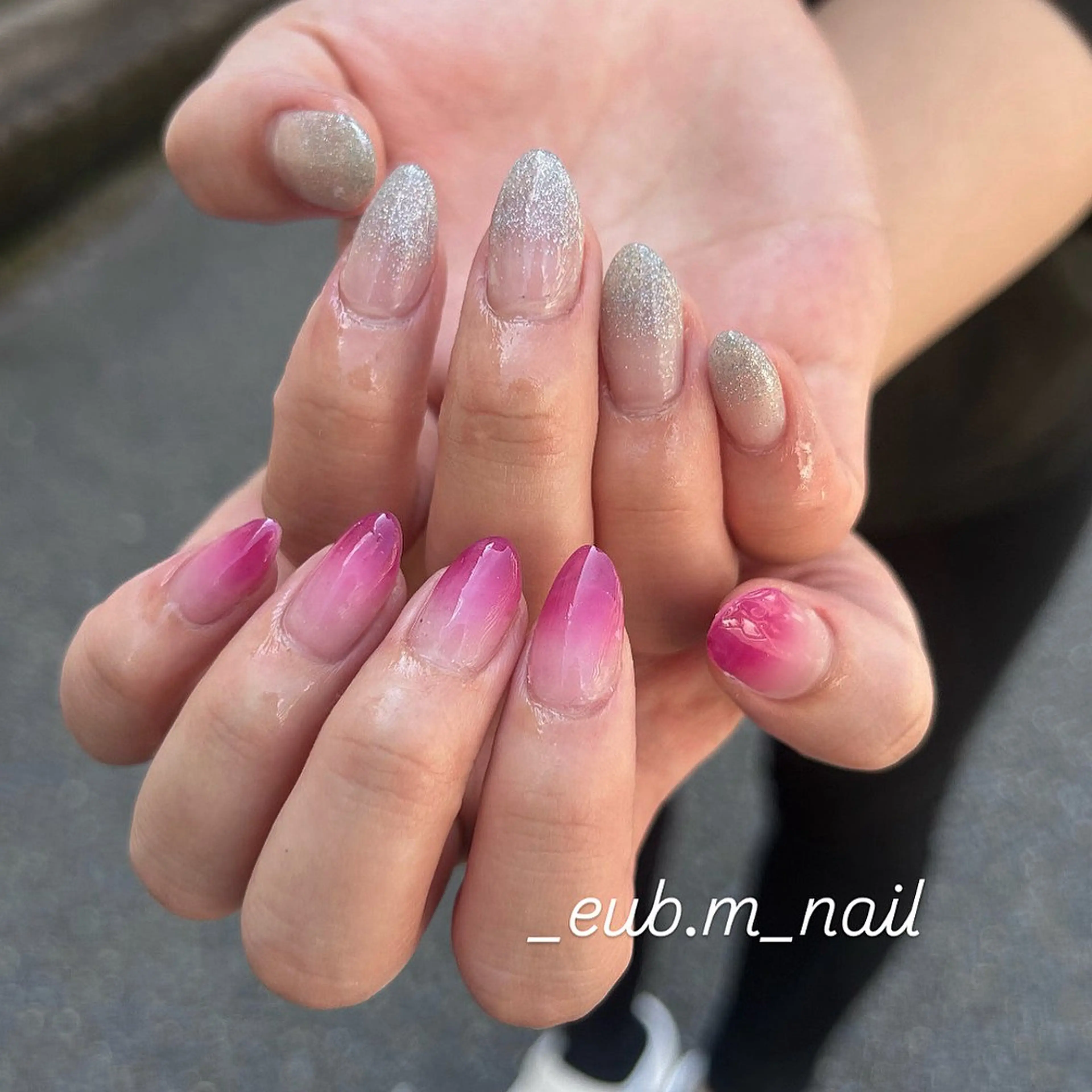 ネイル グラデーション パープル ハンドネイル 深夜ネイルサロン eub.m_nailのネイルデザイン