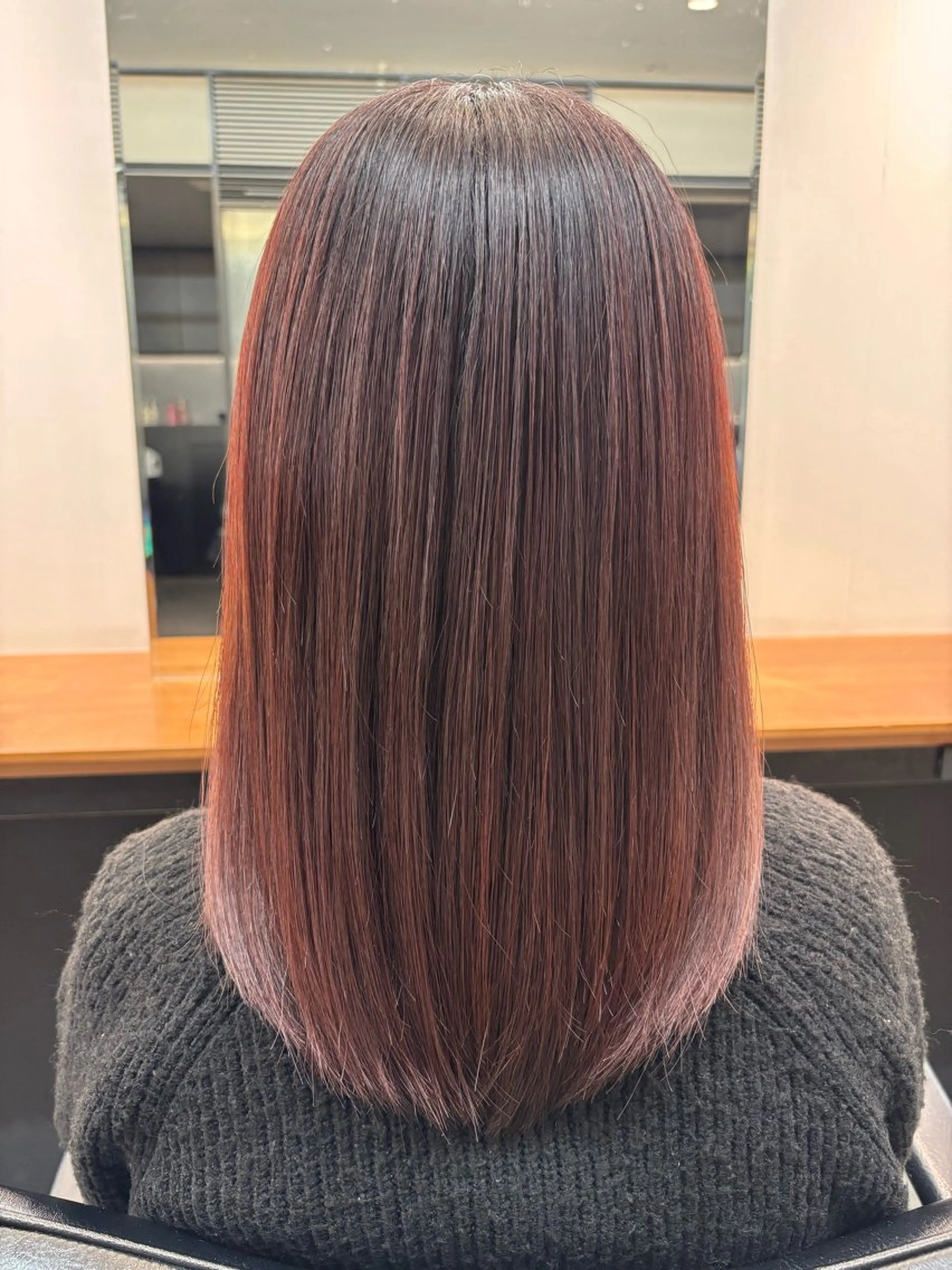 セミロング カラー レッドカラー アビー4所属・川島奏 /表参道/カラー募集のヘアスタイル