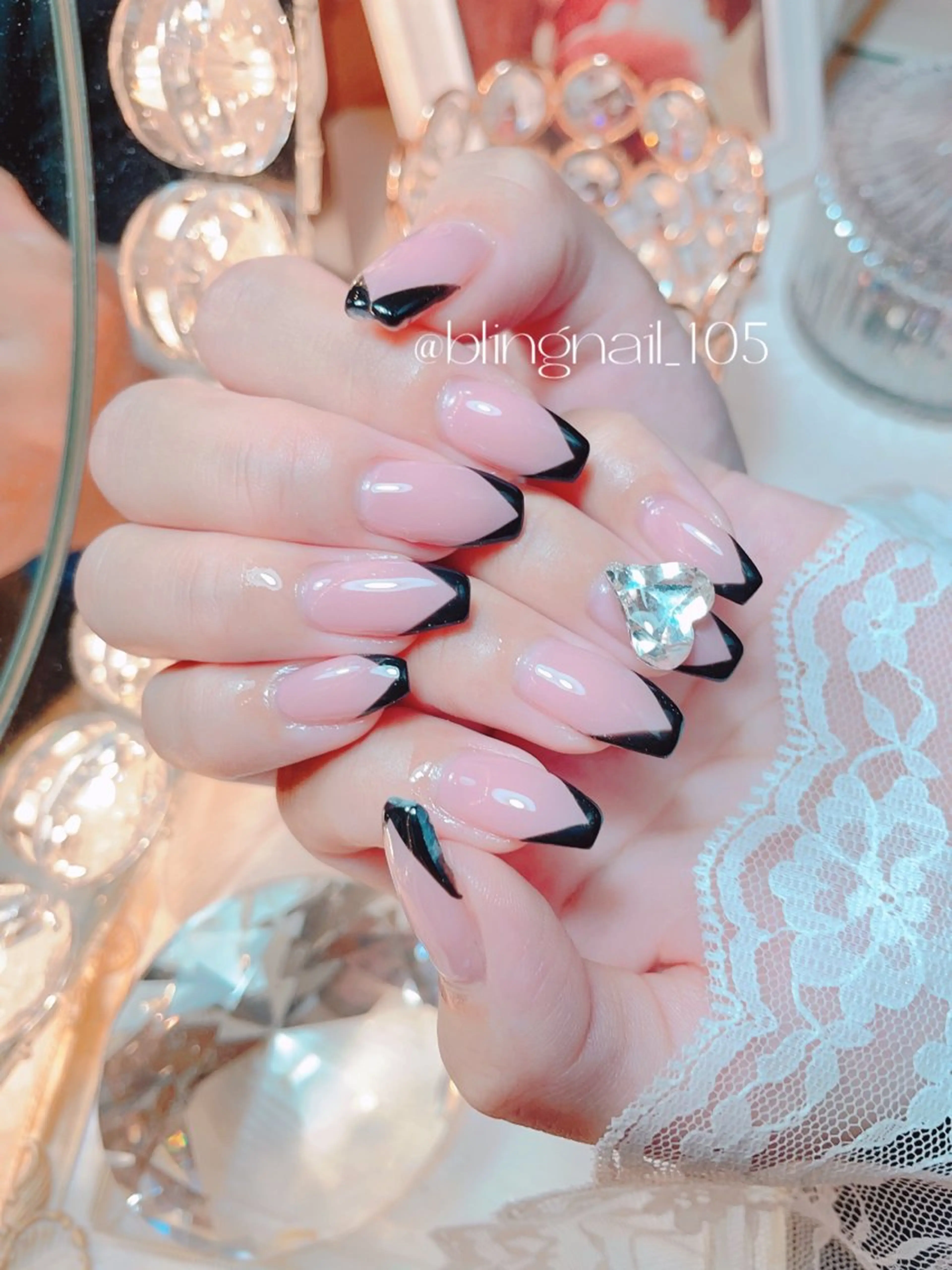 ネイル 23時まで❤︎韓国、 ワンホンネイルのネイルデザイン