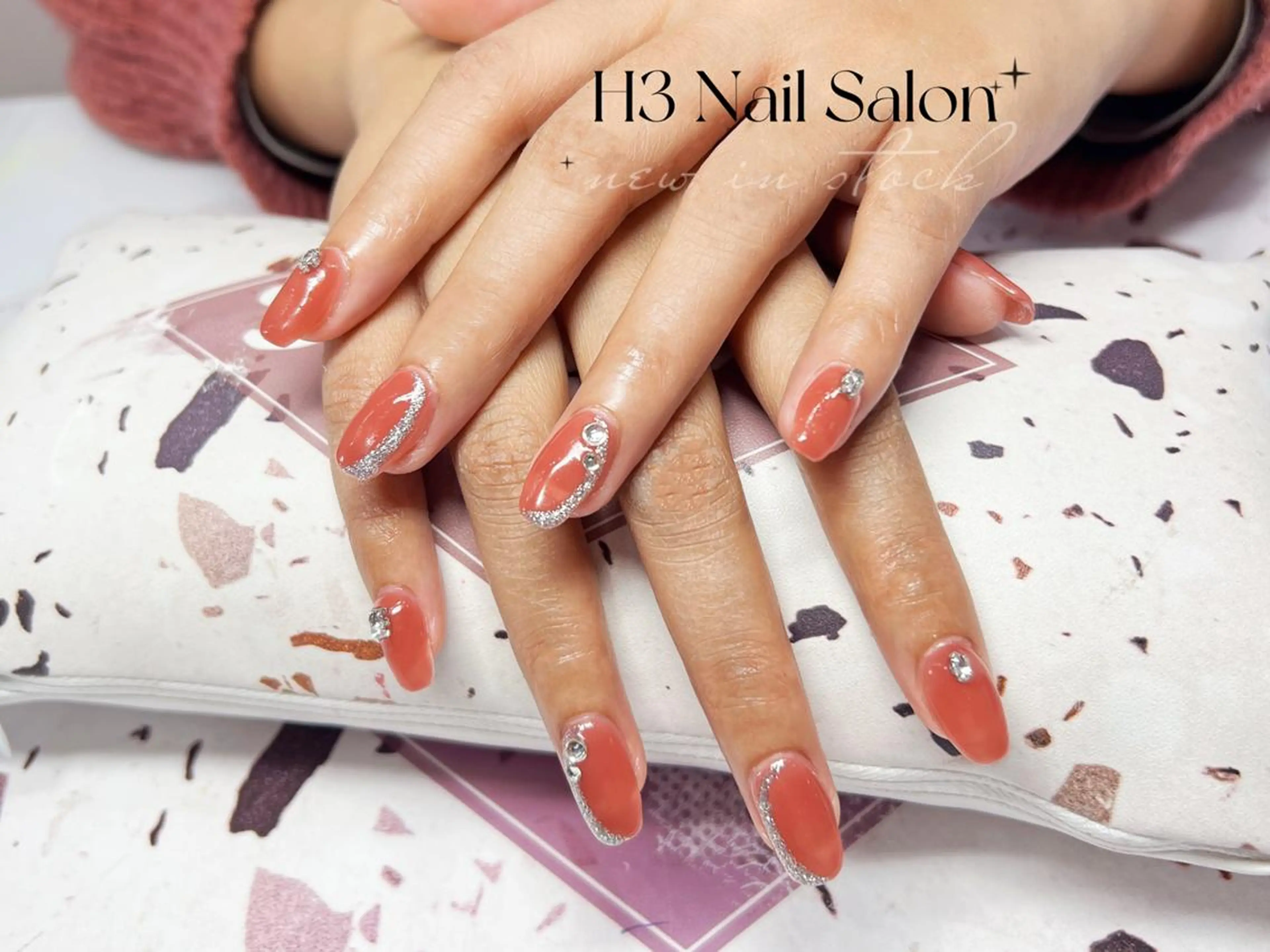 セミロング H3 ネイル サロンのネイルデザイン