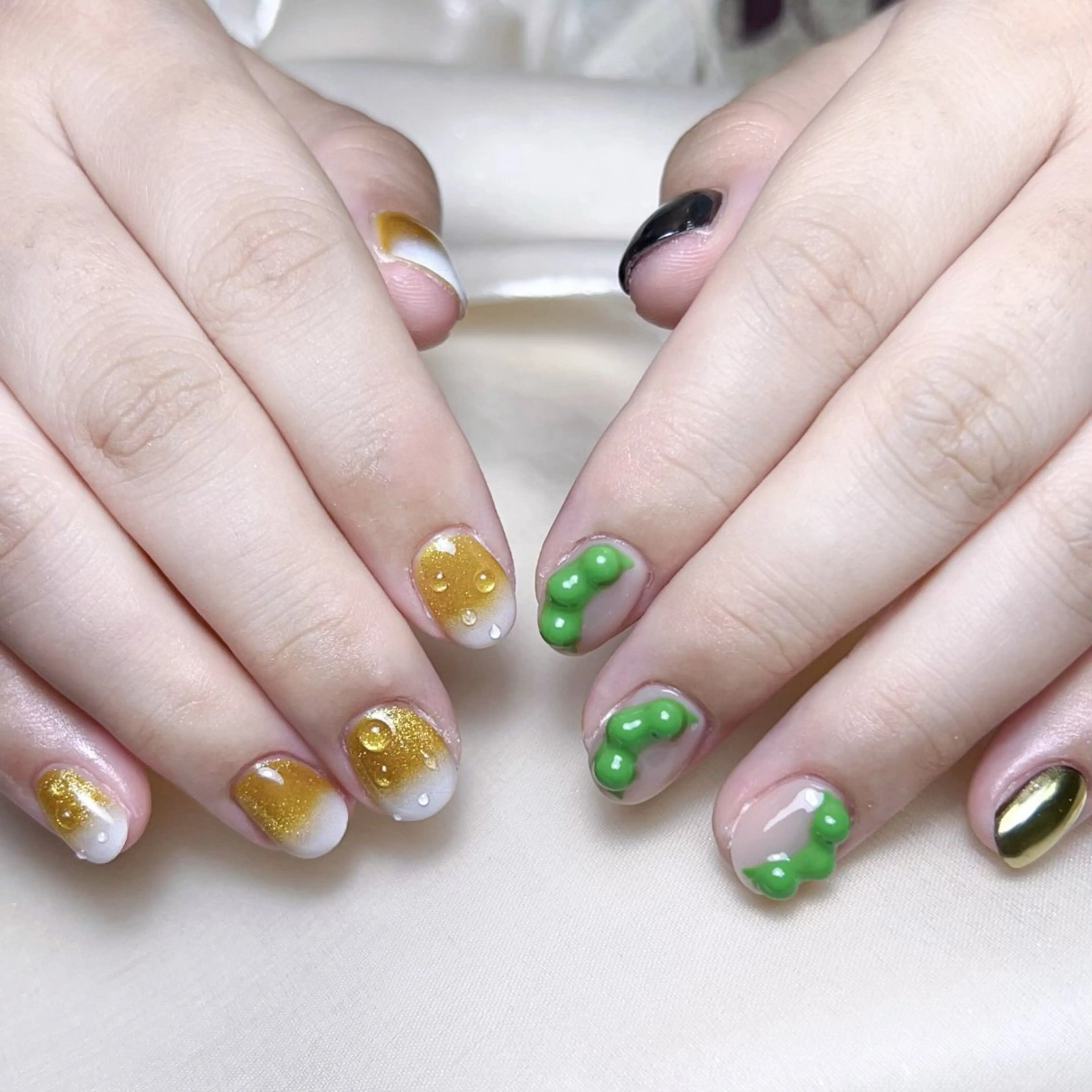 メンズ ネイル メンズ韓国風 アートネイル オーロラネイル ガーリー キラキラネイル ハンドネイル Nail salon 木にいるのネイルデザイン