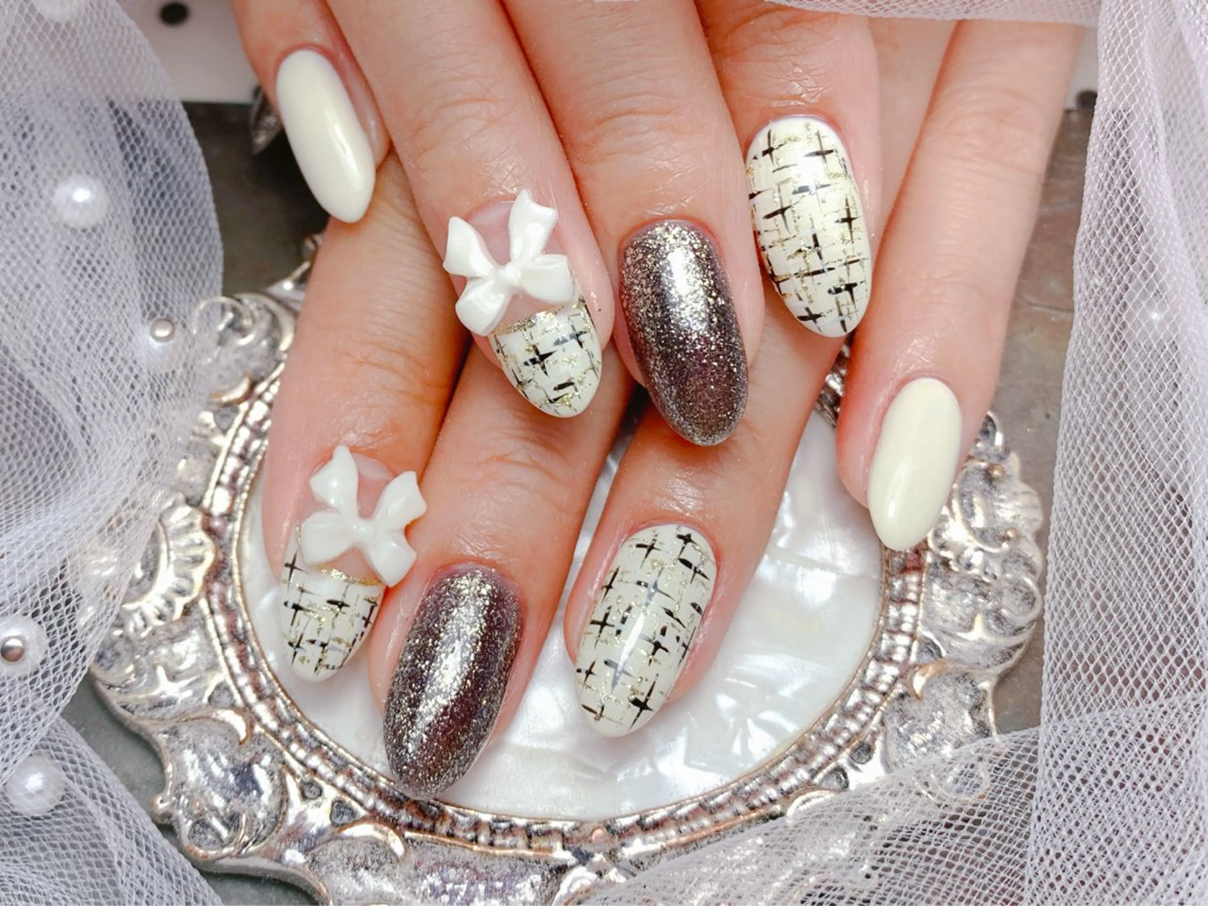 ネイル ハンドネイル マジックミラー所属・マジック ミラーのネイルデザイン