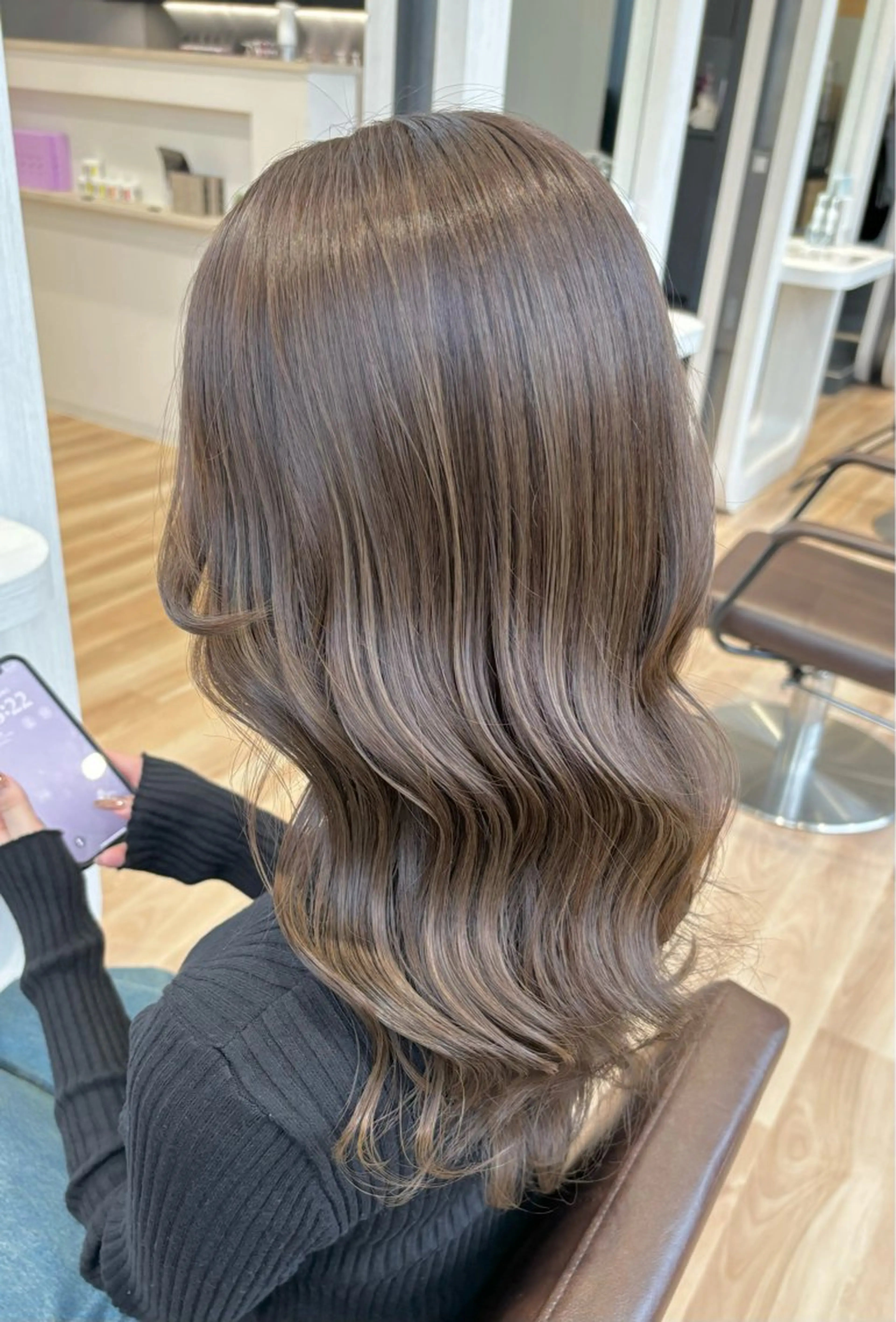 セミロング カラー 透明感カラー グレージュ カット ヘアカラー トリートメント 【艶カラー】 STYLE 和泉俊希のヘアスタイル