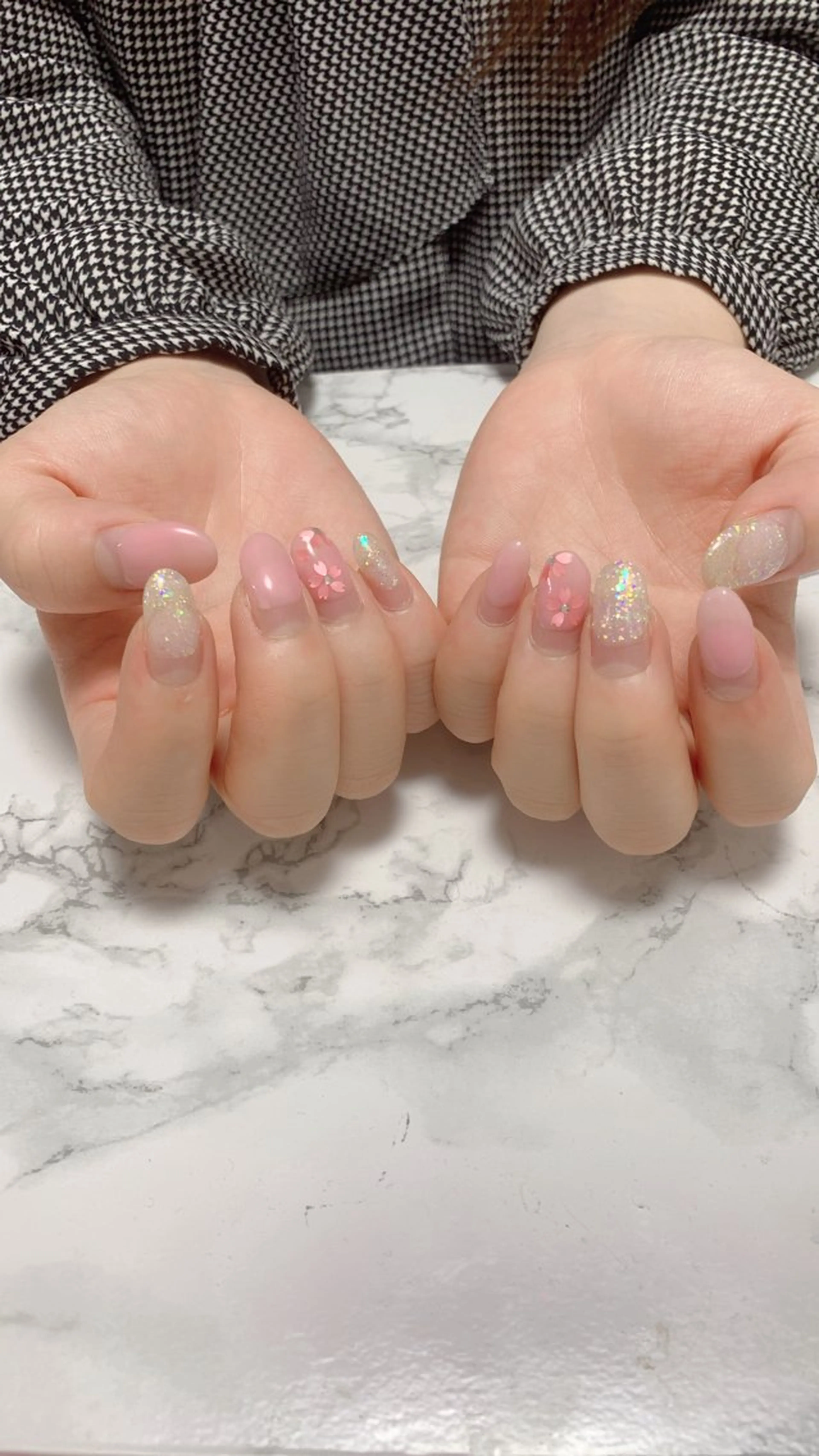 ネイル ハンドネイル はな💎ネイル ワンホン、長さ出しのネイルデザイン