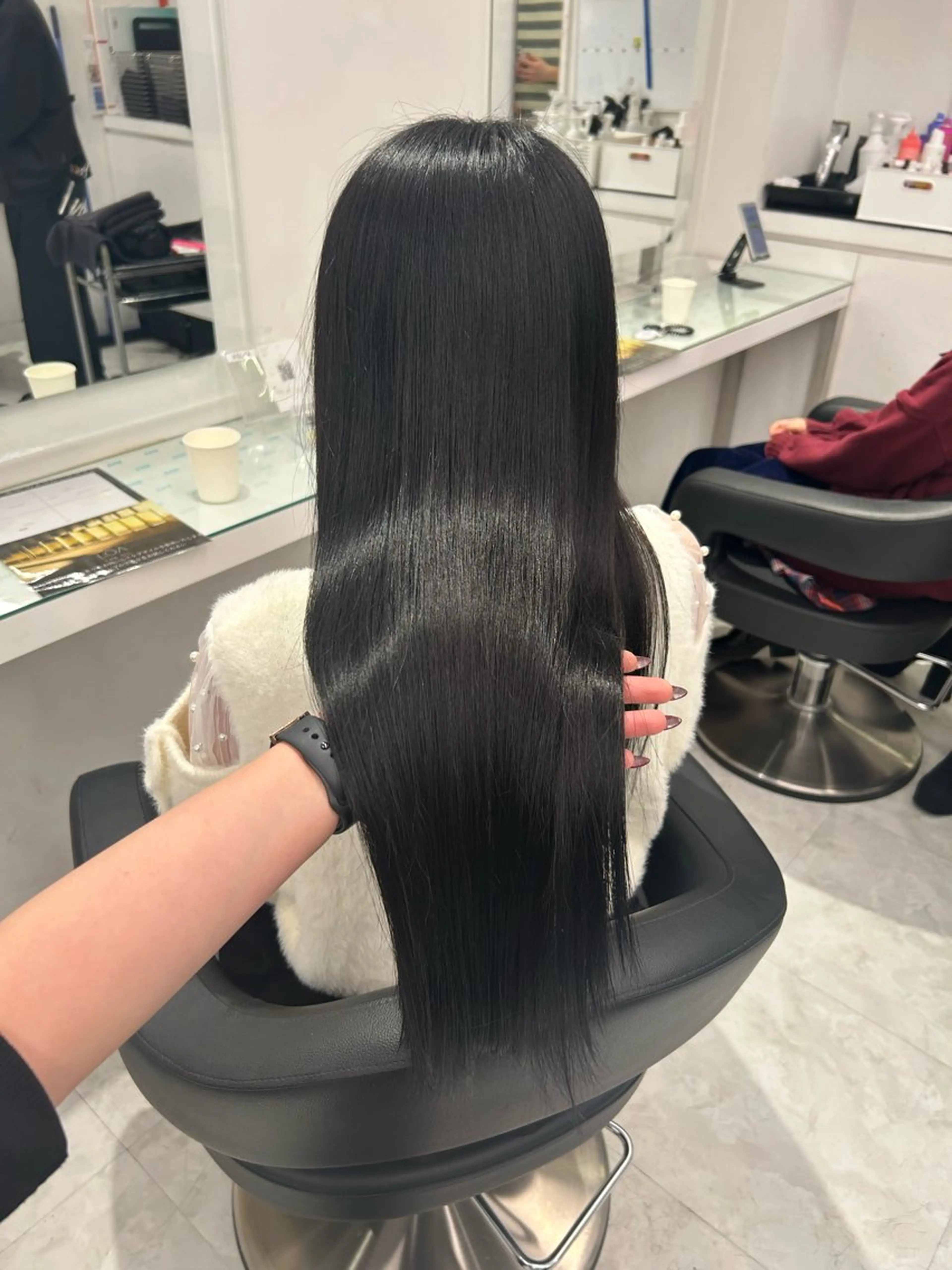 セミロング 🤍大人っぽ韓国暗髪 🤍Asuka🤍のヘアスタイル