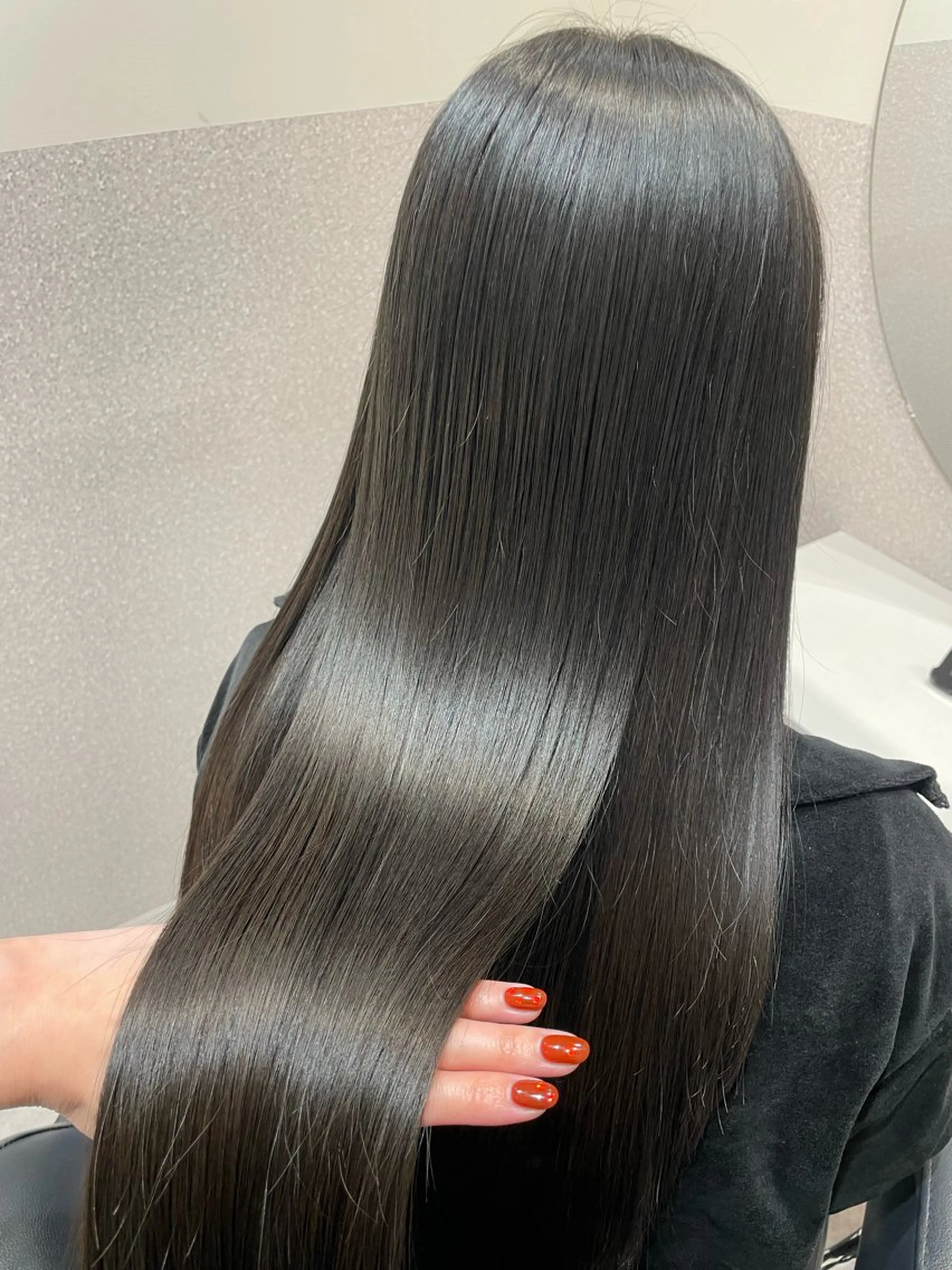 ロング ロングレイヤー 髪質改善 レイヤーカット ロング トリートメント カット ヘアカラー ヘッドスパ ❤︎︎韓国ヘア❤︎︎ 𝑺𝒉𝒊𝒉𝒐のヘアスタイル