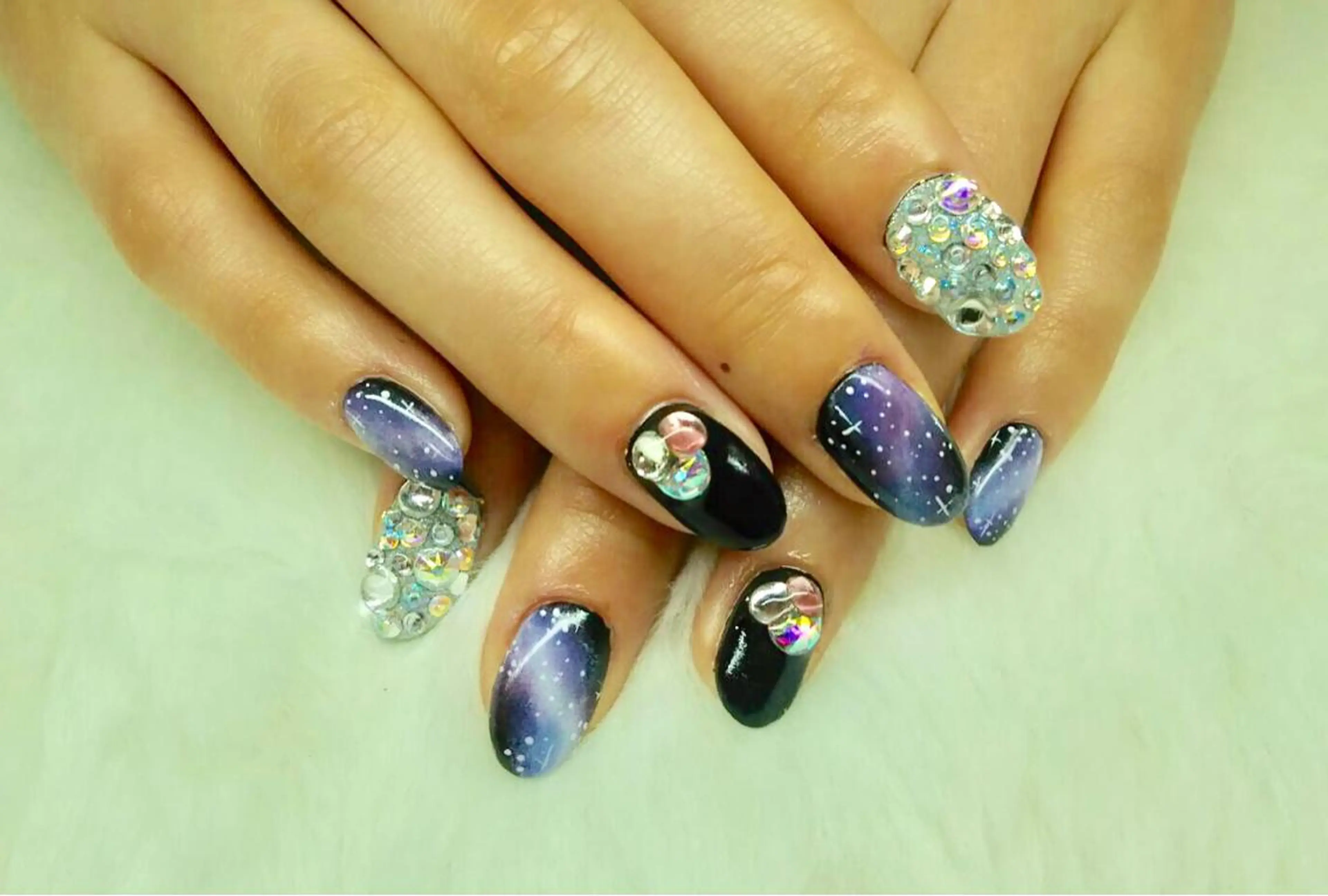 ネイル 持ち込み Nail lieNのネイルデザイン