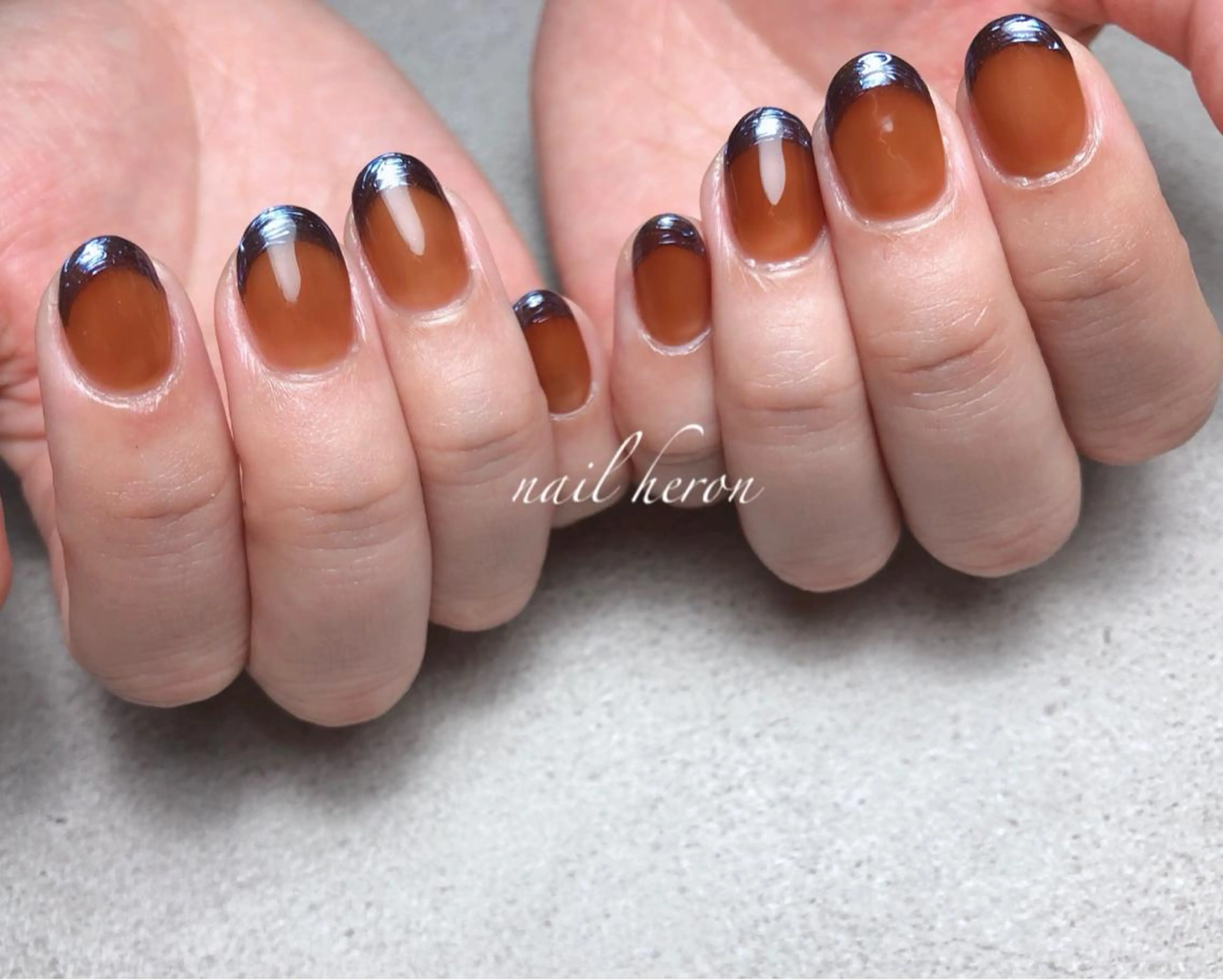 ネイル ミラーネイル ハンドネイル nail heron所属・saki_ nail heronのネイルデザイン