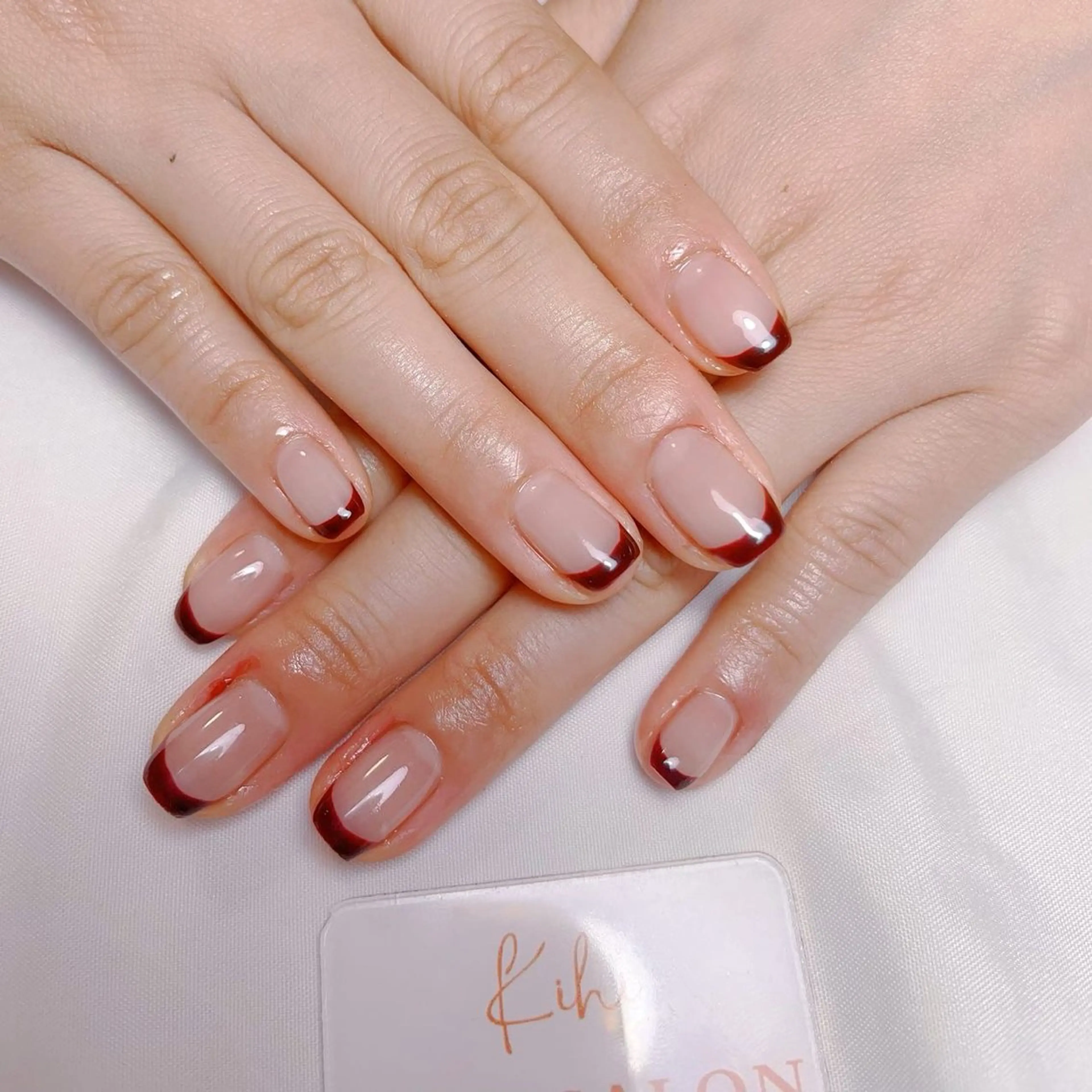 ネイル アートネイル フレンチネイル ジェルネイル グラデーション 韓国ネイル ハンドネイル 💕鈴木ユリ パラジェル/オフ無料のネイルデザイン