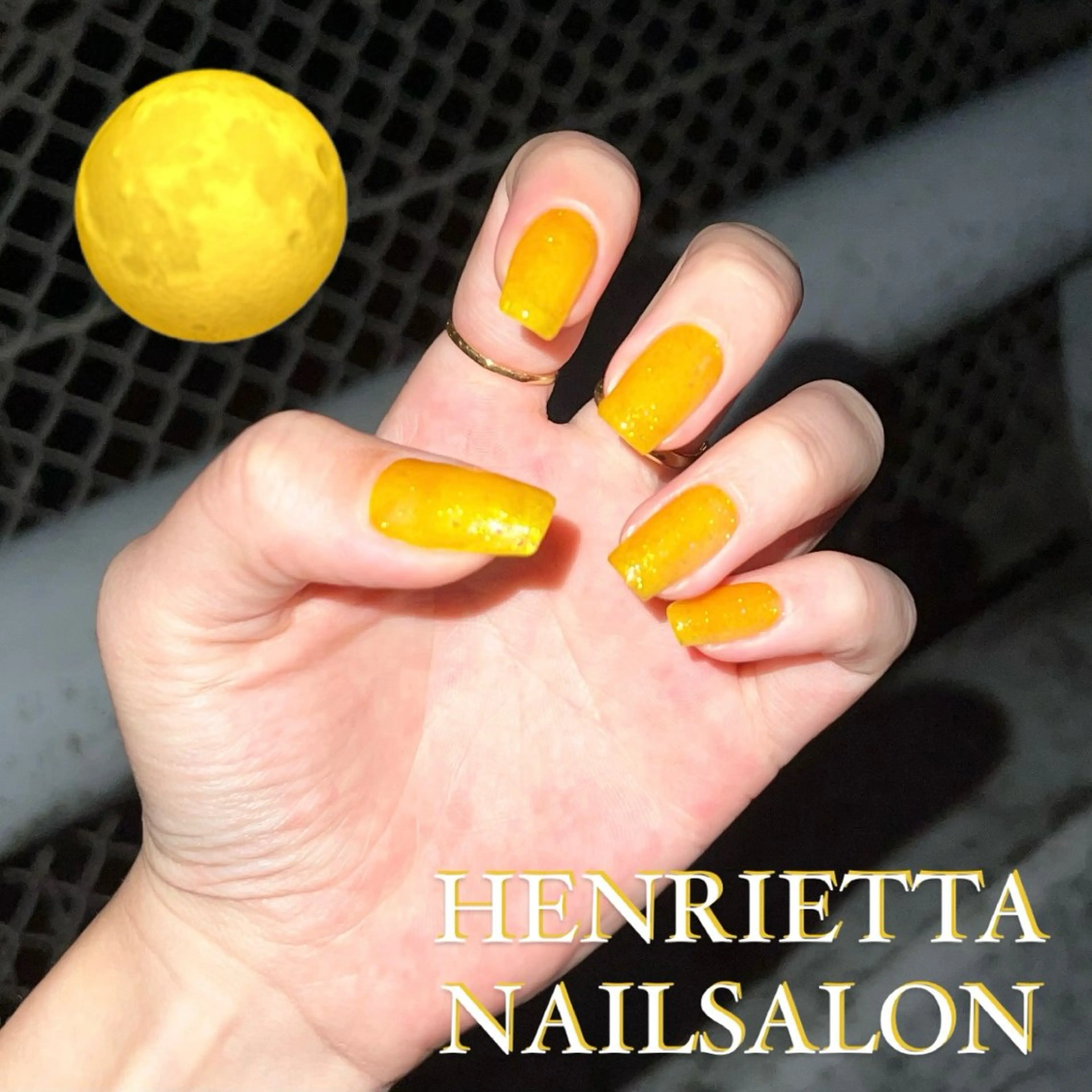 ネイル HENRIETTA NAILSALONのネイルデザイン