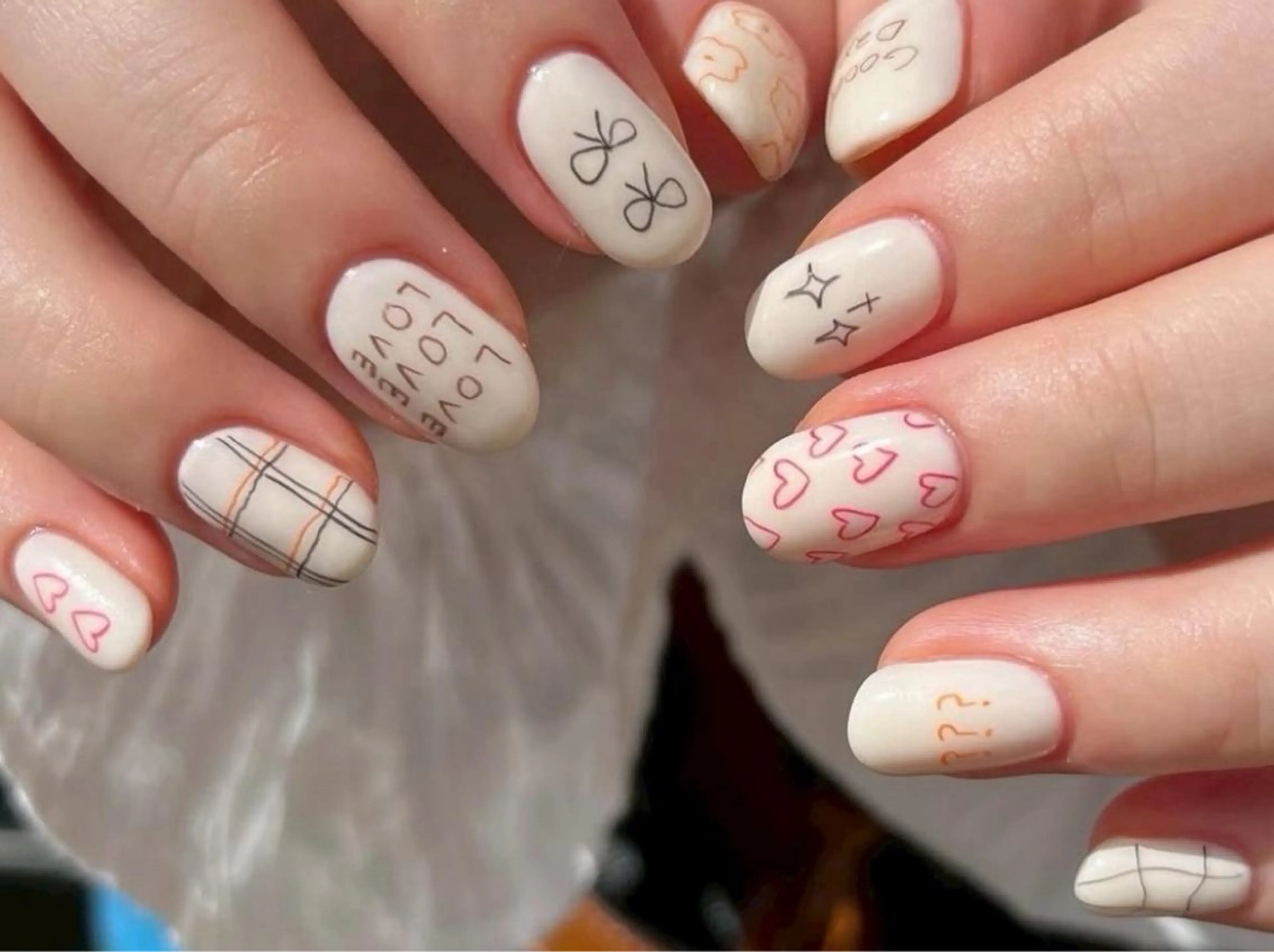 ネイル ハンドネイル 小島 志音のネイルデザイン