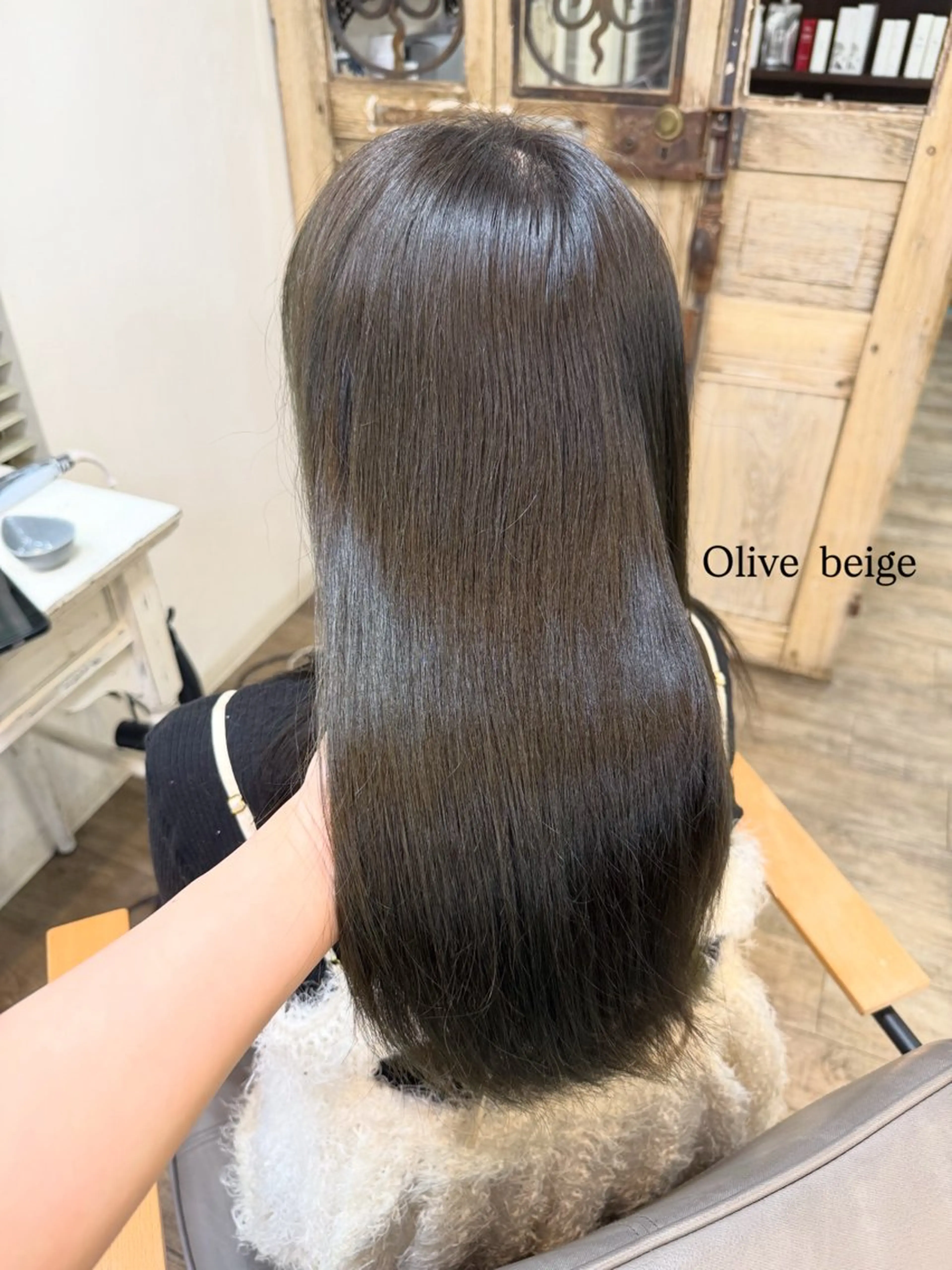 ミディアム ヘアカラー Rinka/レイヤー /透明感カラーのヘアスタイル