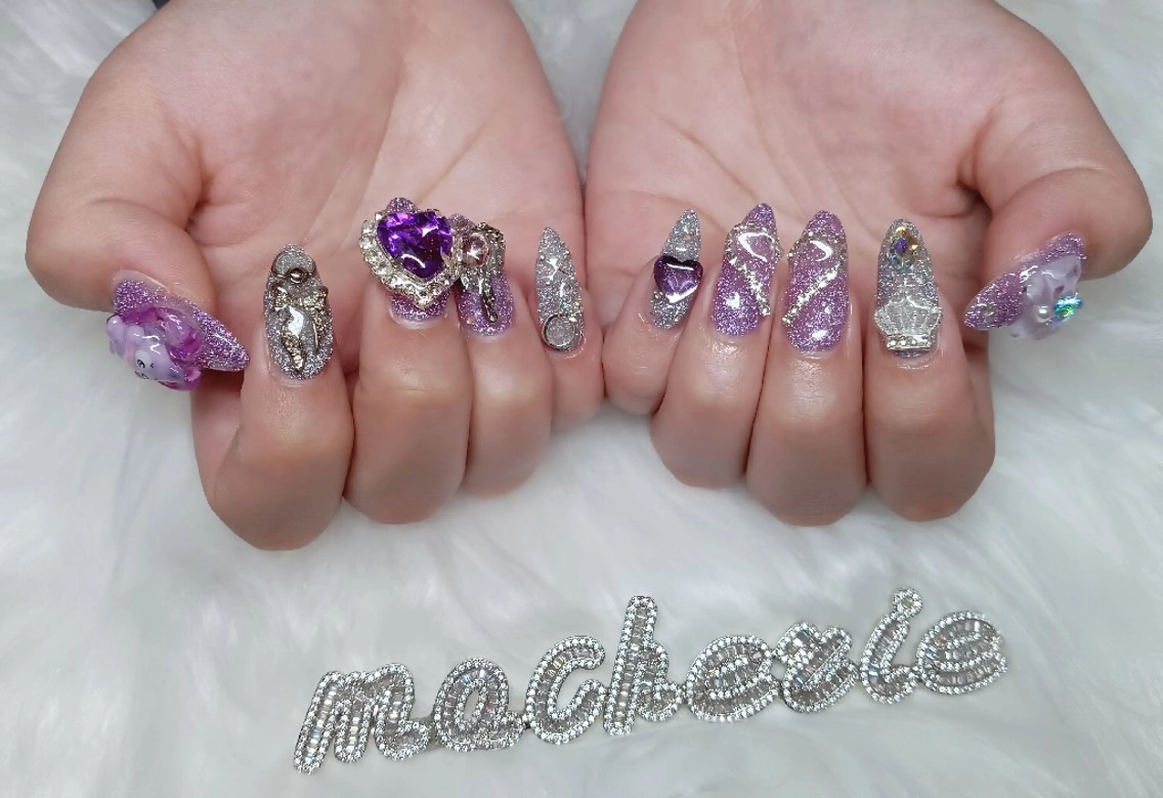 ネイル キラキラネイル 持ち込み ハンドネイル Nail Salon macherieのネイルデザイン