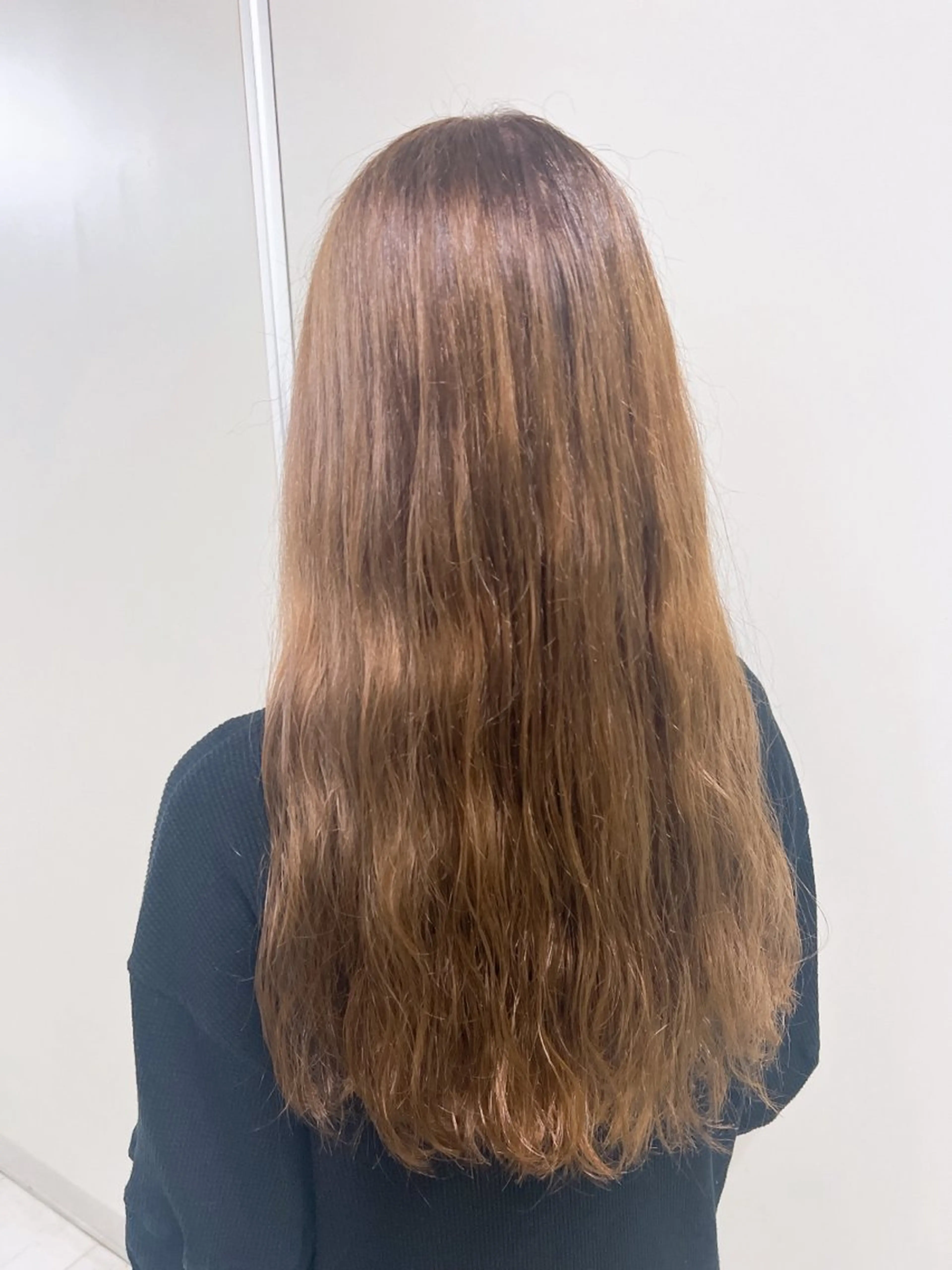 ロング カラー ヘアアレンジ 切りっぱなしボブ ショートボブ アッシュ ブリーチ ケアブリーチ Stream1st TSUBASAのヘアスタイル