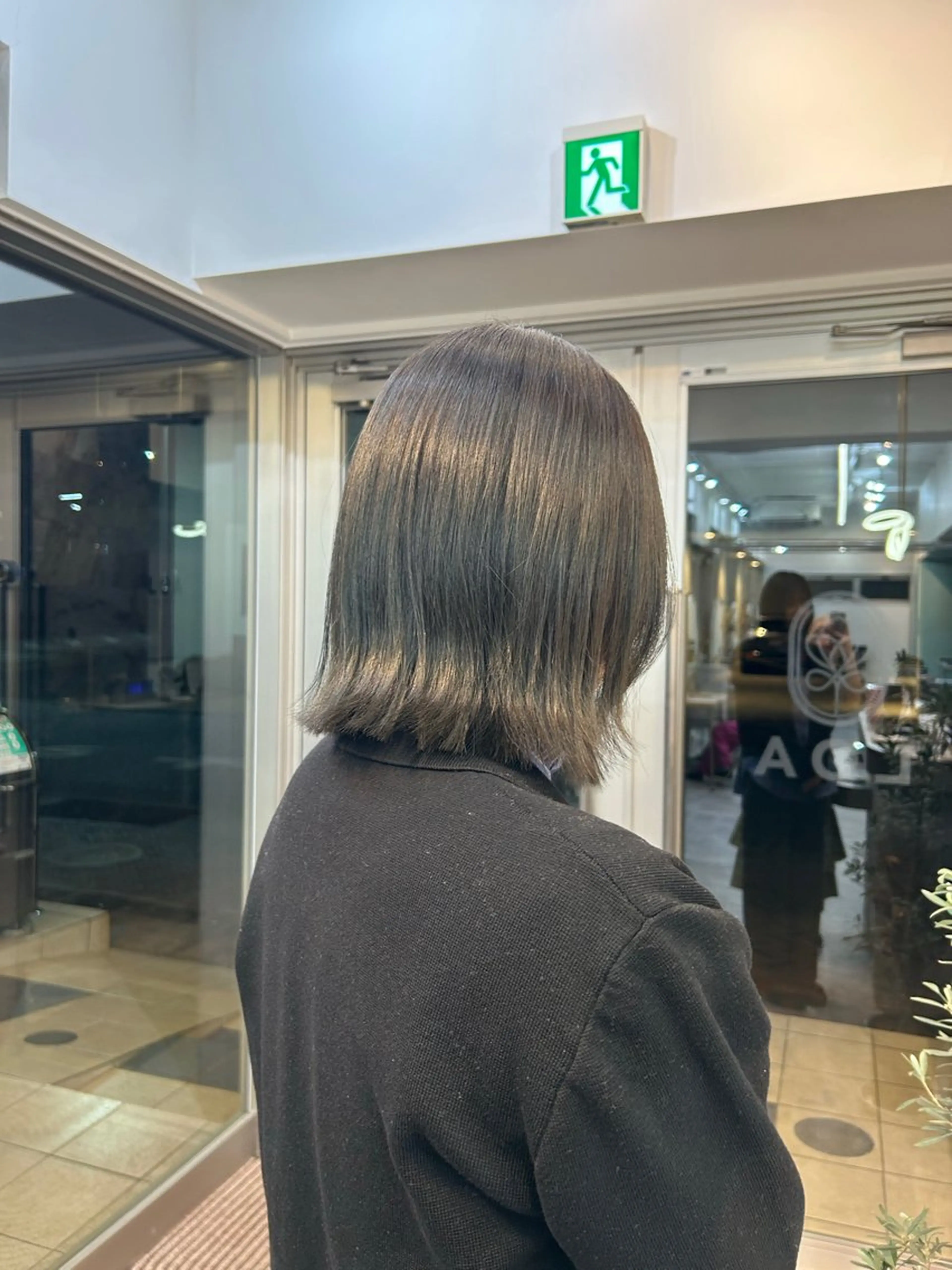 カラー オリーブカラー ヘアカラー LOA Ririのヘアスタイル