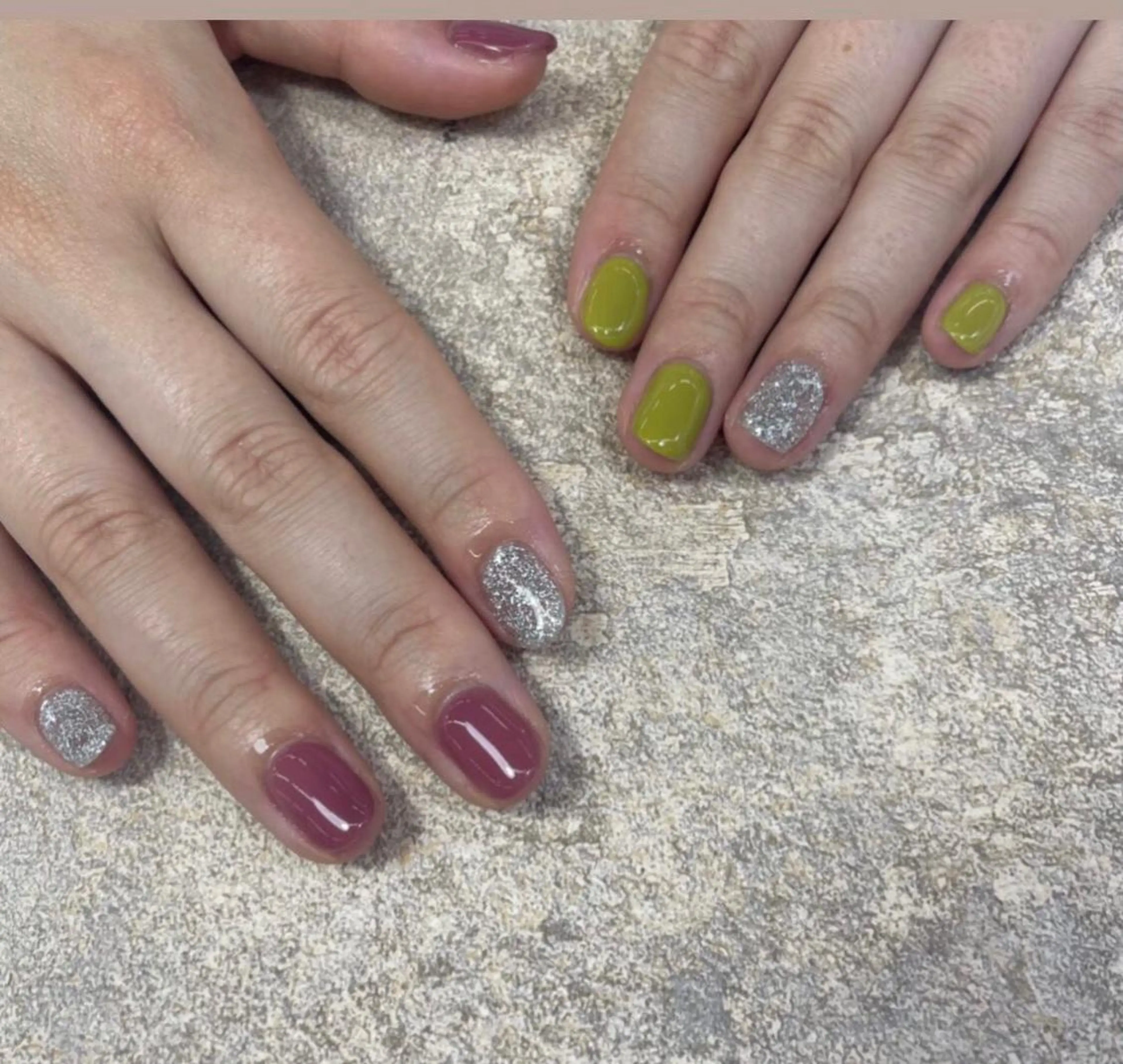 ネイル MAXKELLY 大阪・梅田店所属・徳田 亜衣佳のネイルデザイン