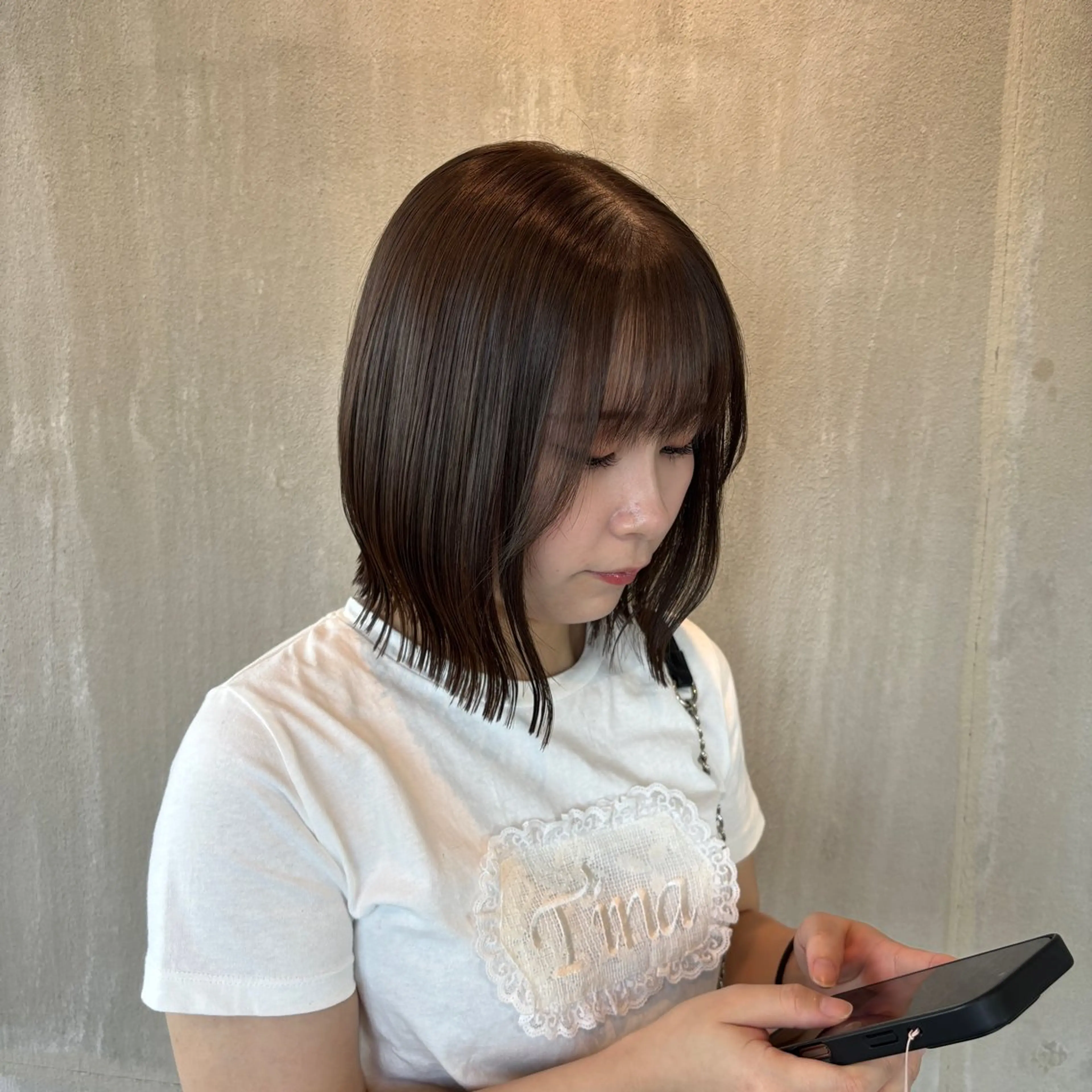 ショート カラー ブラウンカラー カット ヘアカラー 小木曽 里華のヘアスタイル