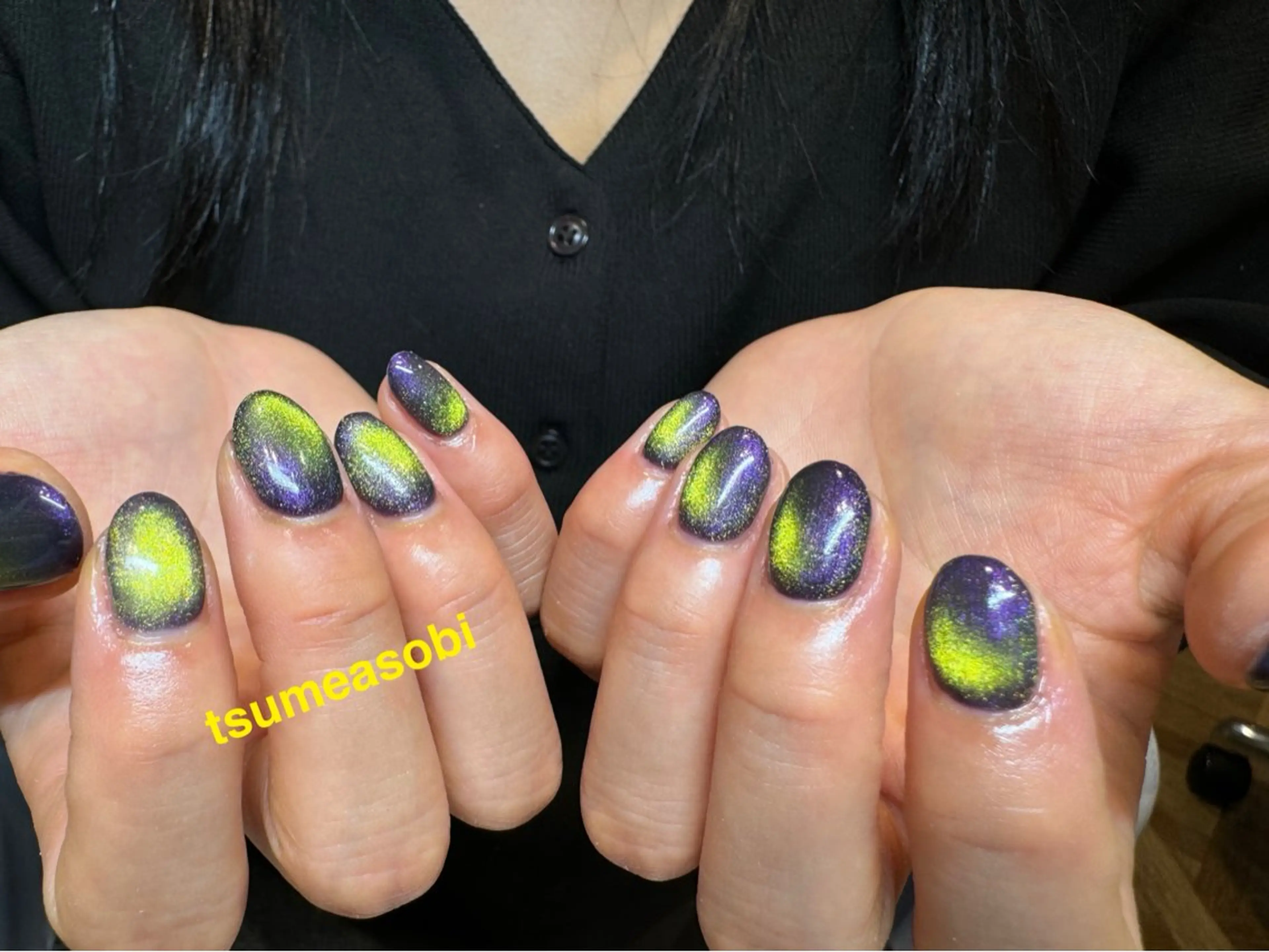 ネイル マグネットネイル ハンドネイル tsumeasobi所属・tsumeasobi 🪬macoのネイルデザイン