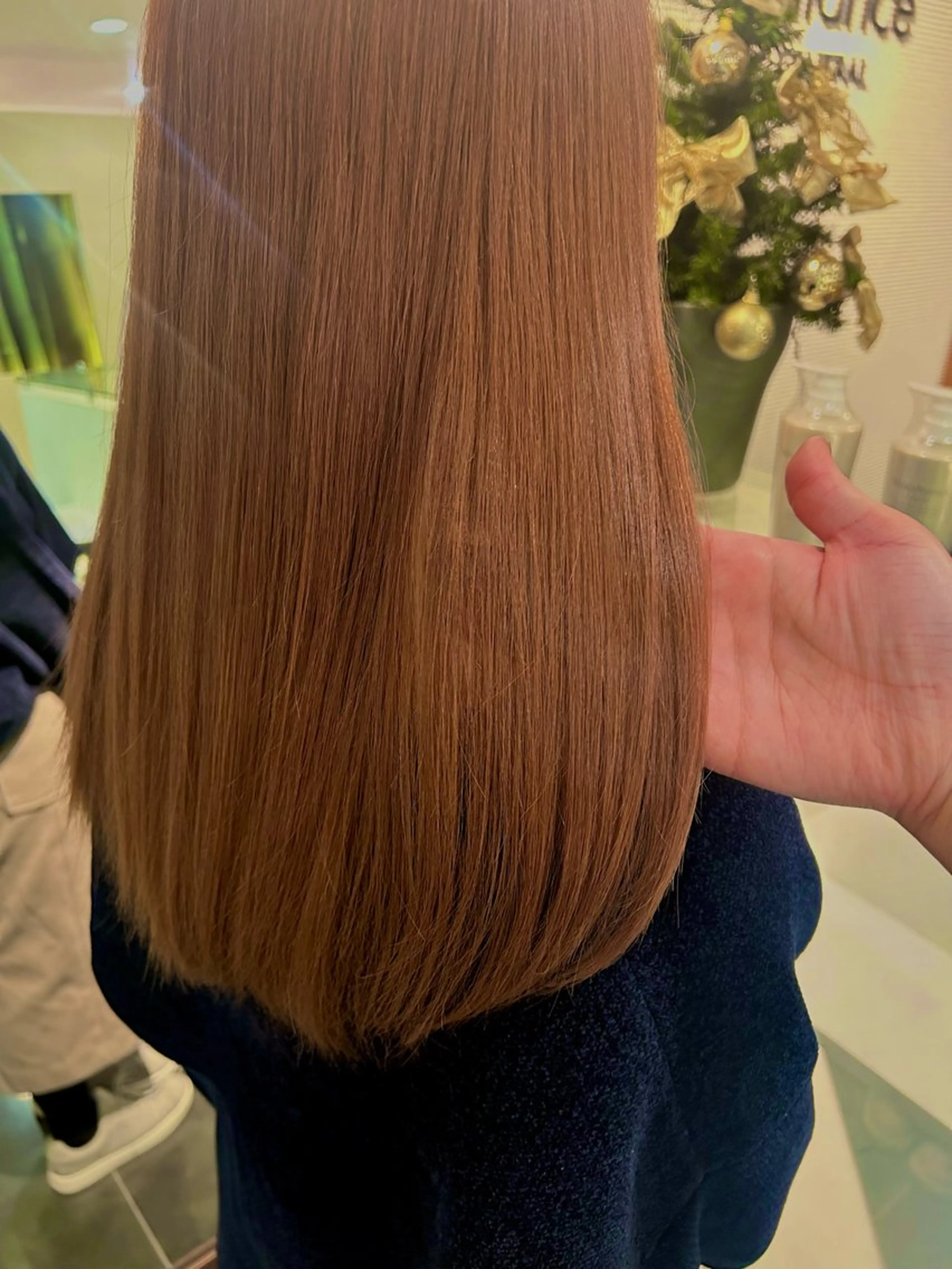 ロング カラー ブリーチ ハイライトカラー ハイライト チーフデザイナー 若林　麻衣のヘアスタイル