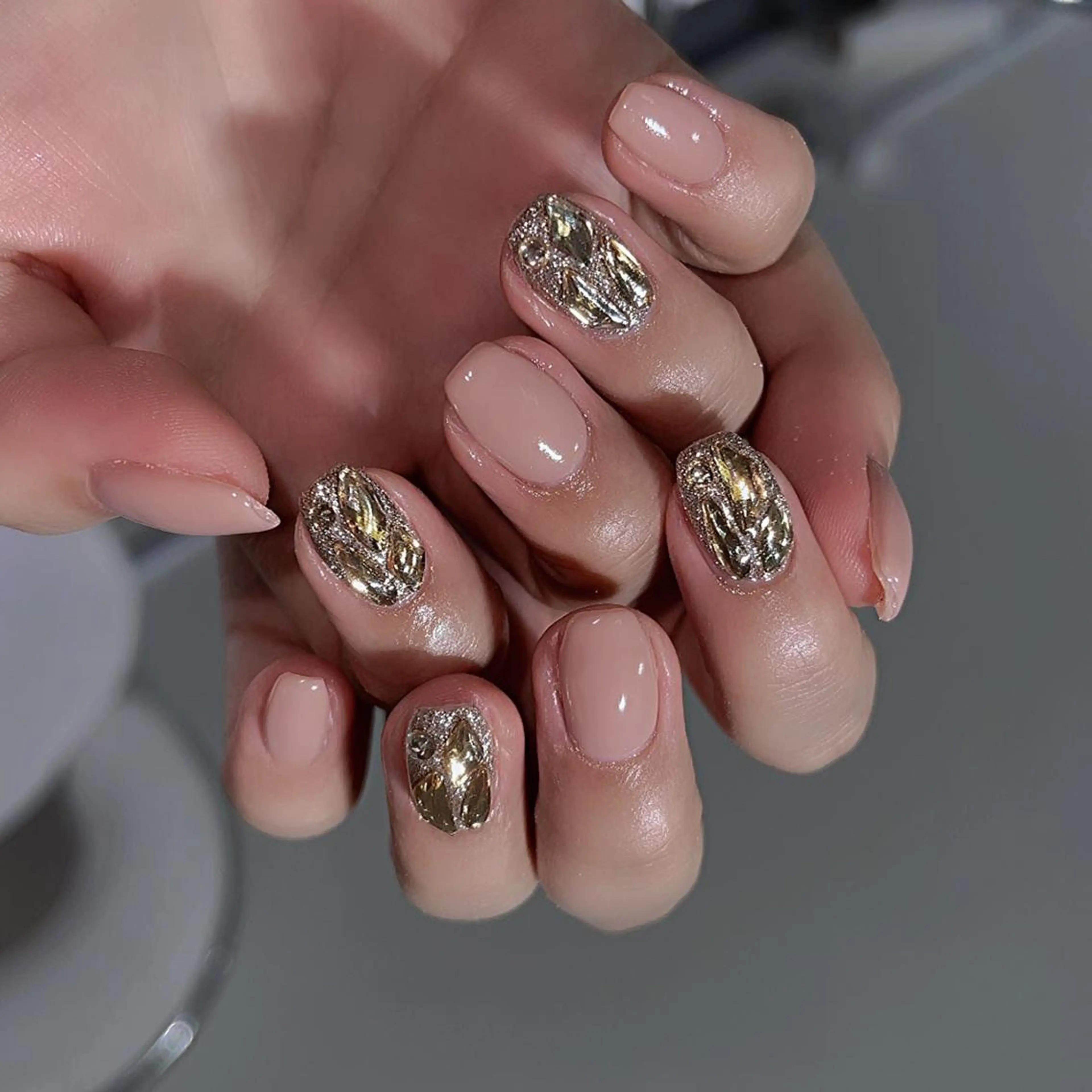 ネイル Queens テイのネイルデザイン