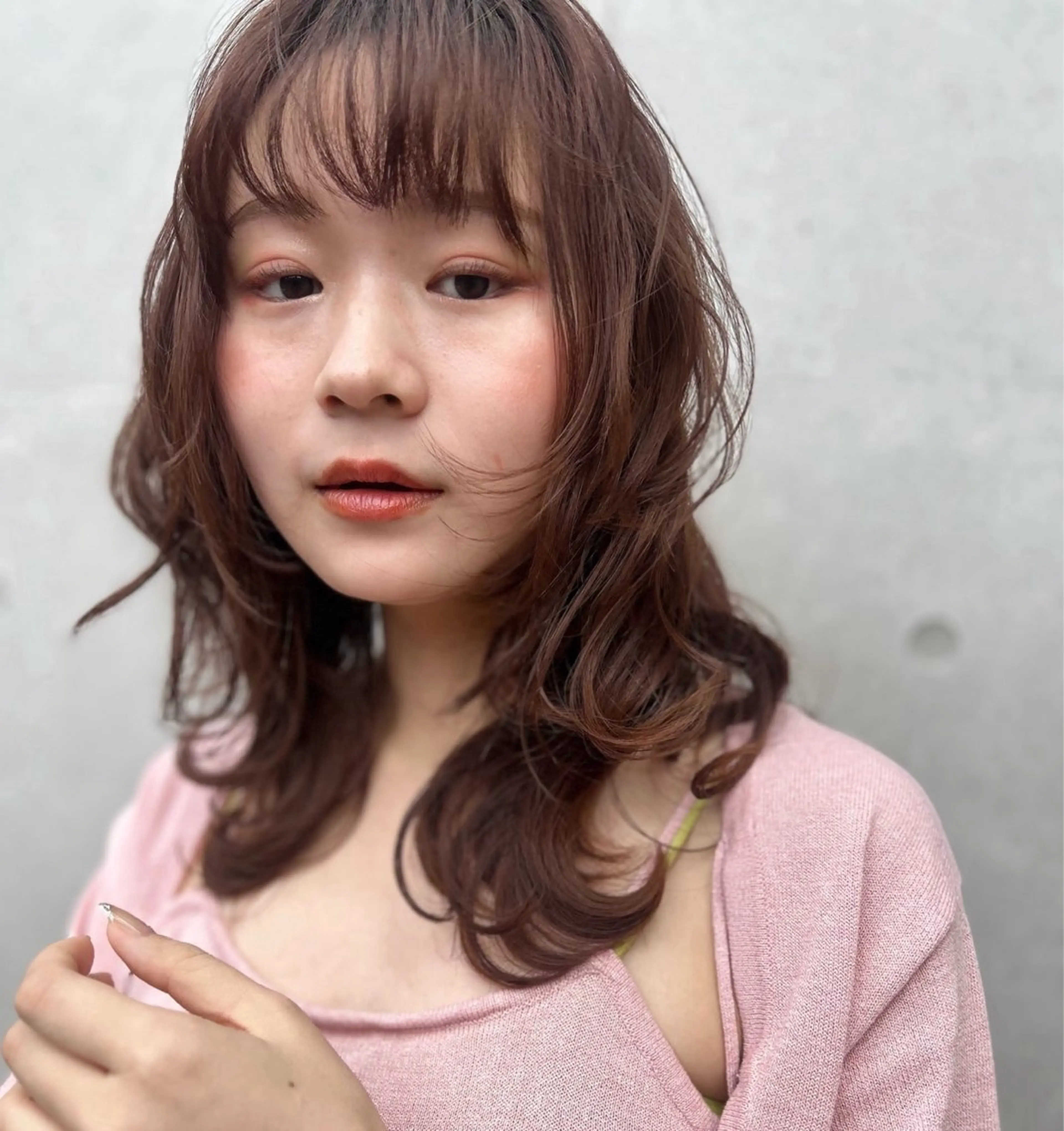 セミロング カット パーマ 林 美里のヘアスタイル