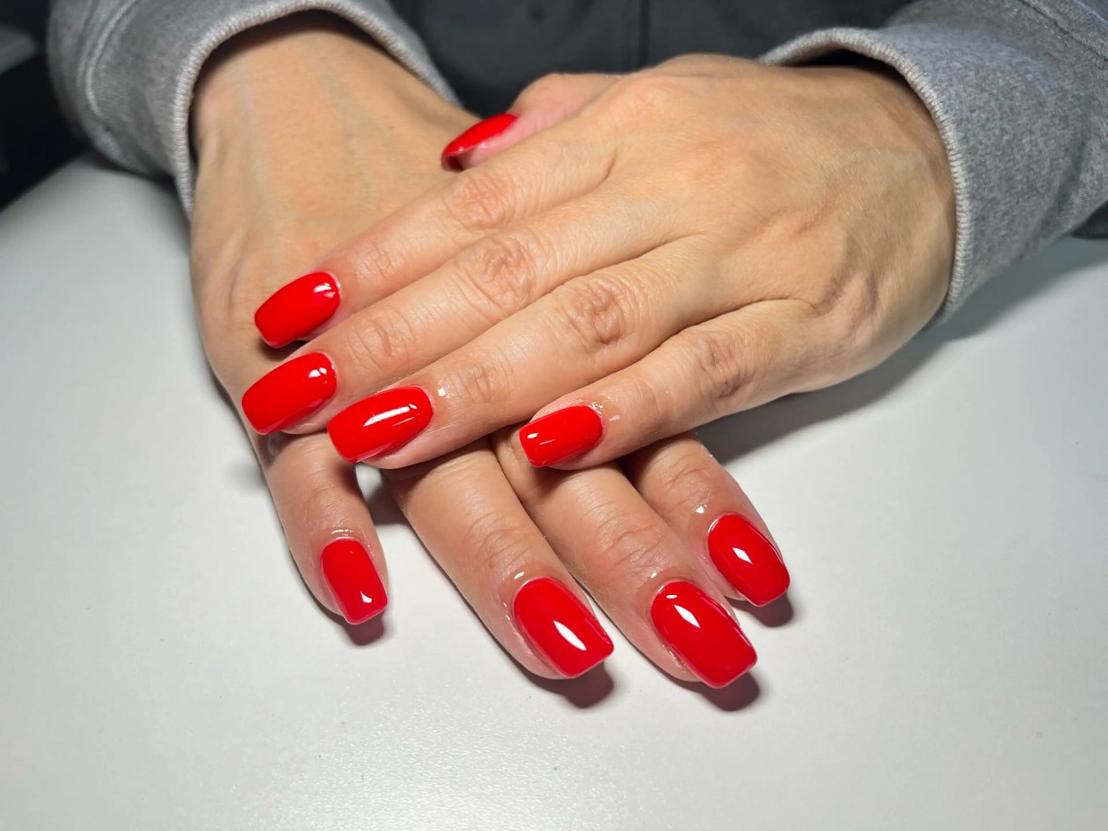 ネイル ワンカラーネイル 赤色 Nail Salon Caco所属・Nail salon Caco.のネイルデザイン