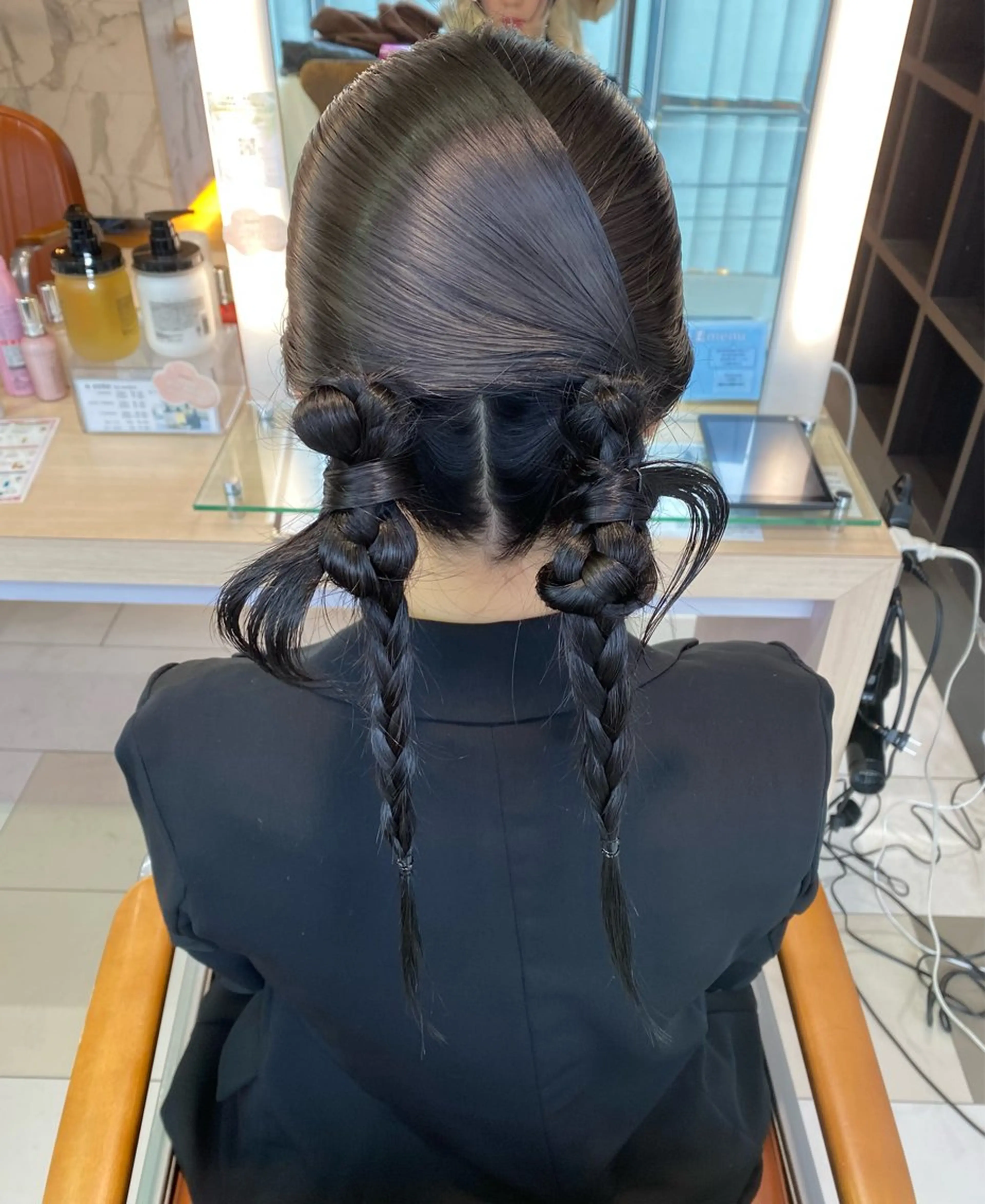 ミディアム 谷川 あかりのヘアスタイル