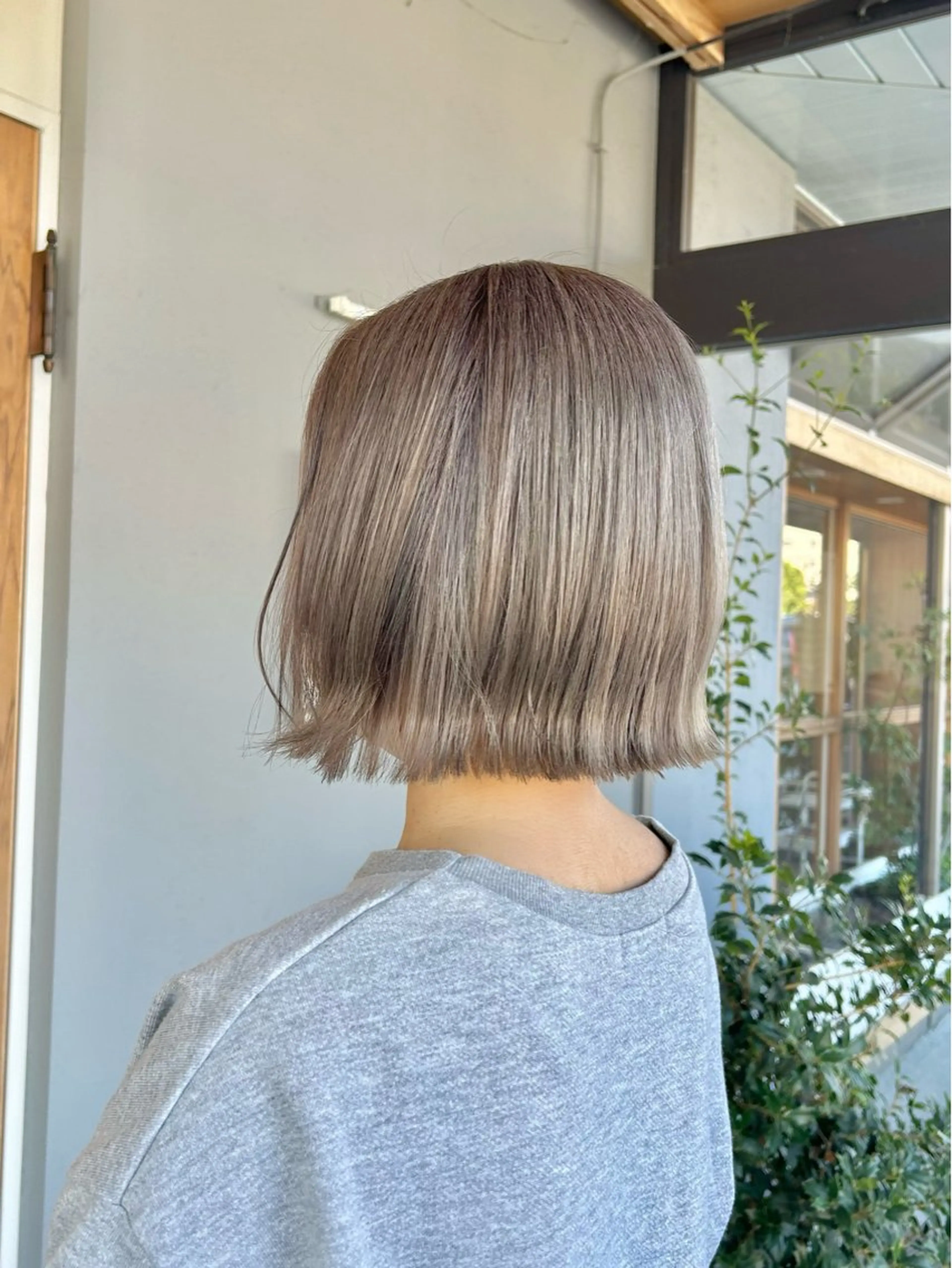 ミディアム カラー ベージュカラー ミルクティーベージュ ufu所属・🫧KOWATA KASUMI🫧のヘアスタイル