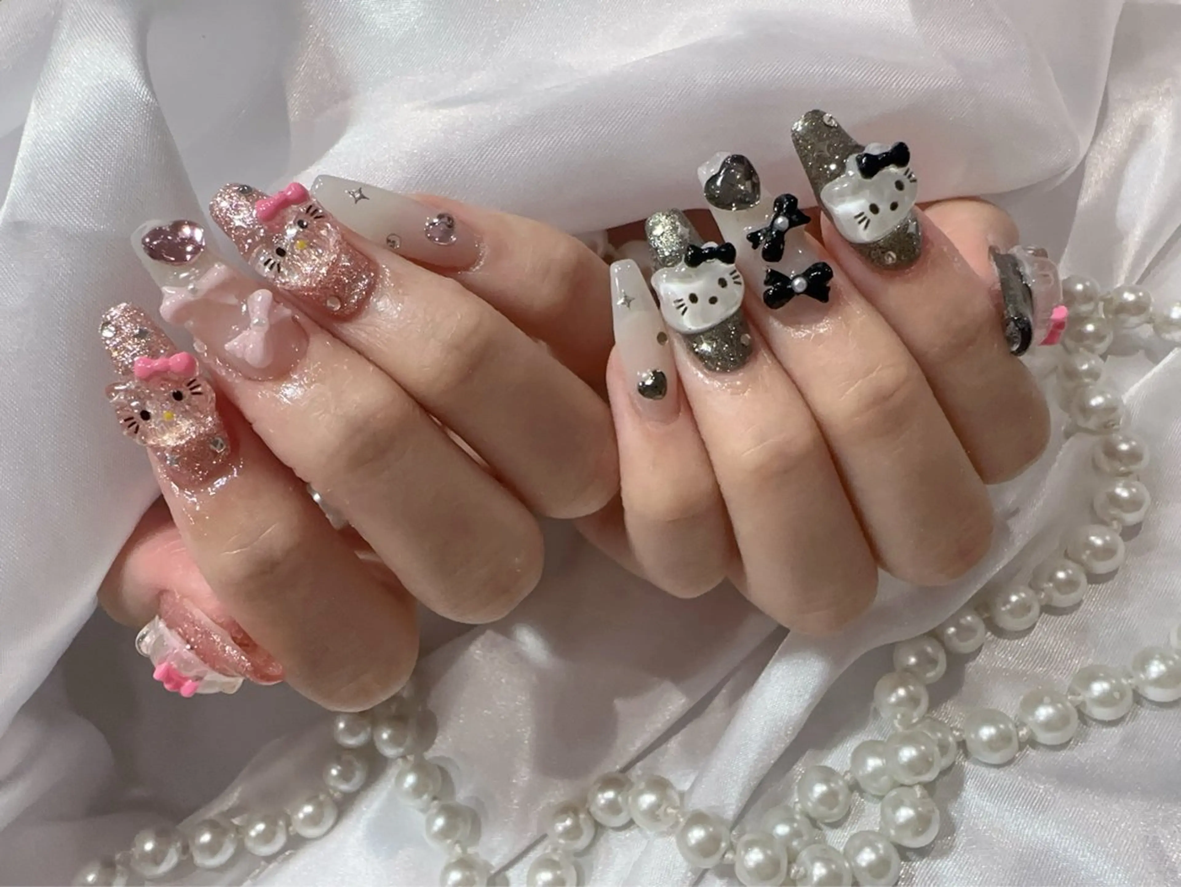 ネイル アートネイル フラッシュネイル フレンチネイル ジェルネイル ガラスフレンチ ハンドネイル You&Me Miyuのネイルデザイン