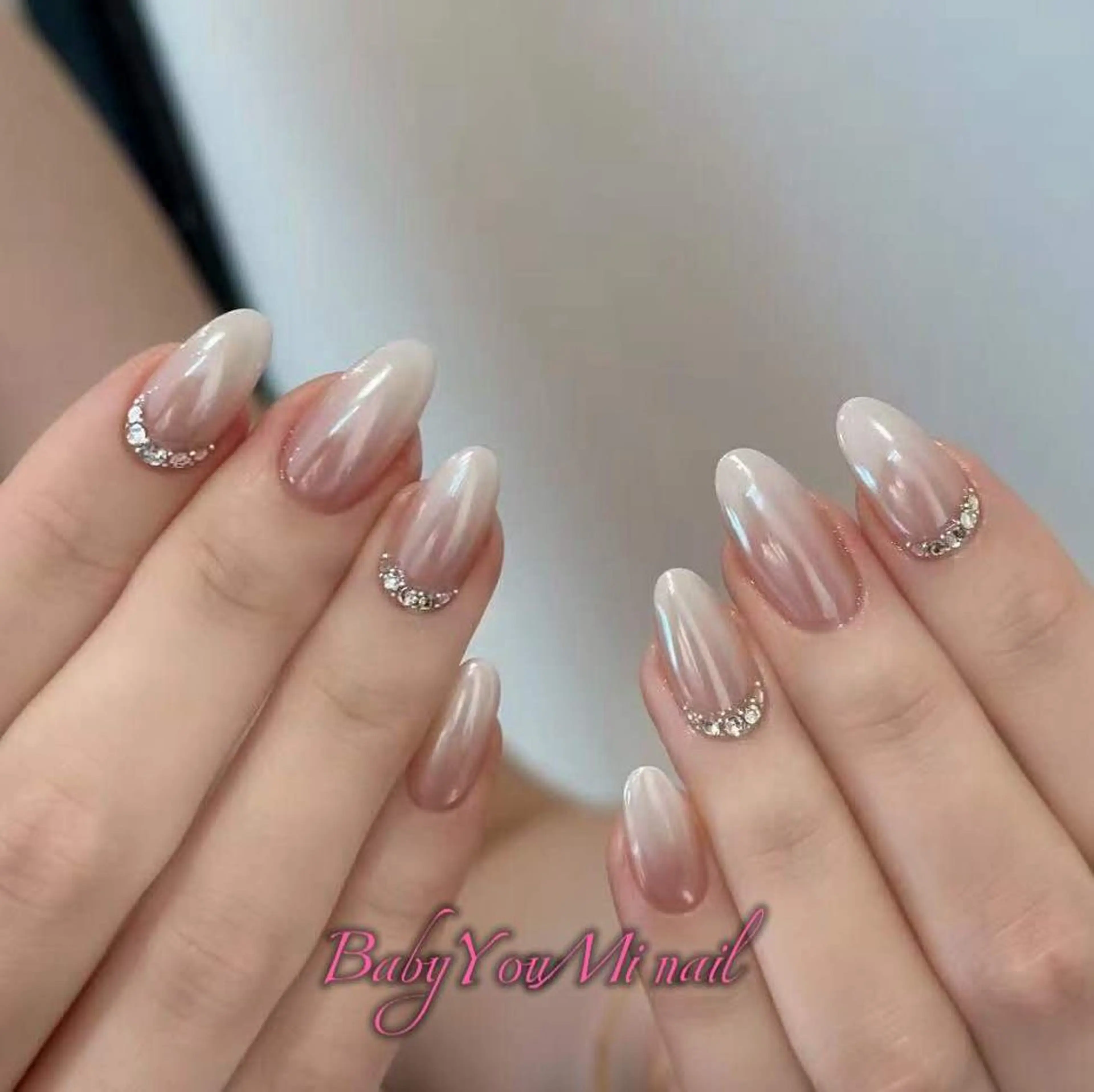 ネイル オーロラネイル フラワーネイル フットネイル フレンチネイル ジェルネイル ハンドネイル BabyYouMi nailのネイルデザイン