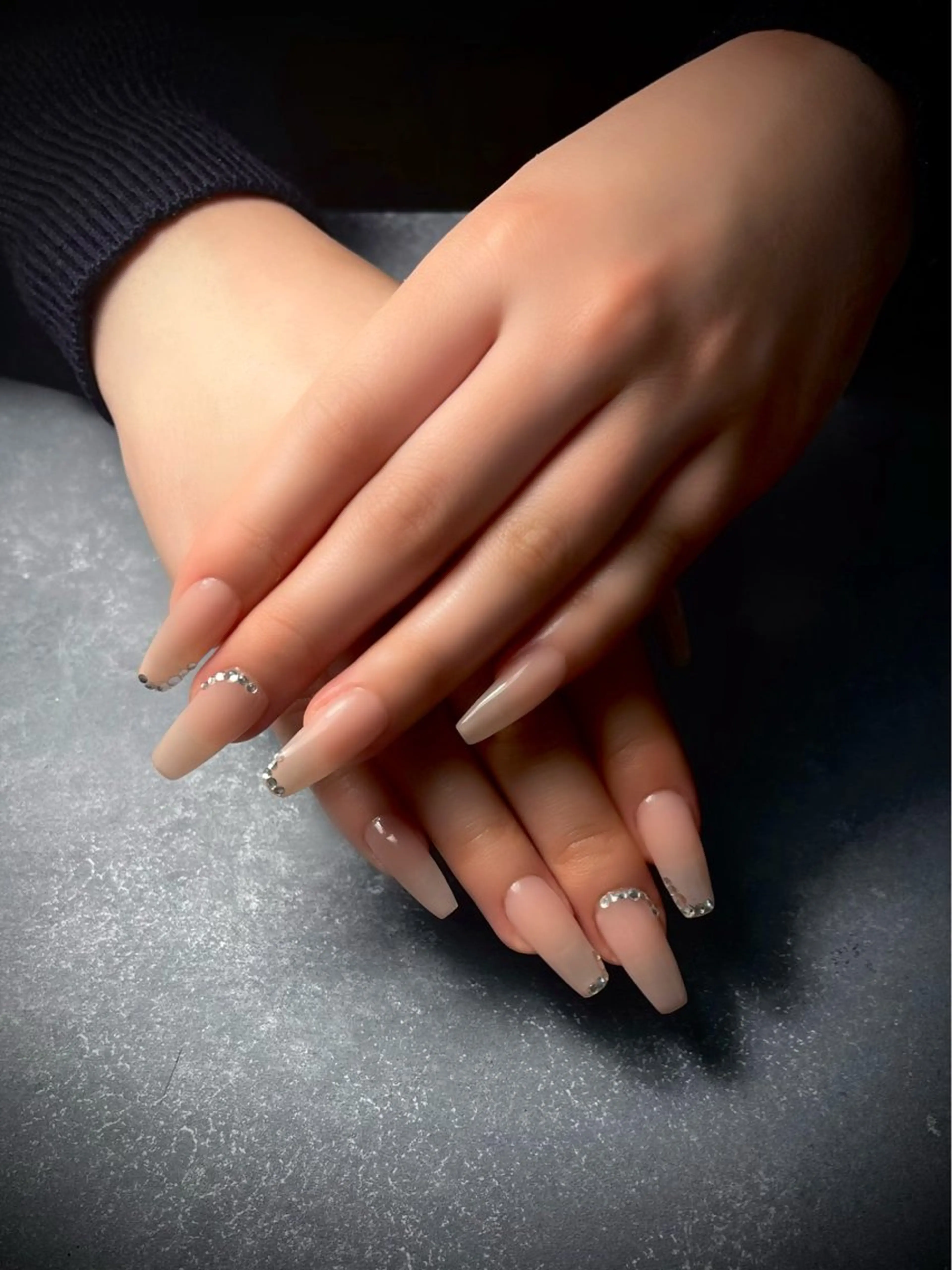 ネイル キラキラネイル マグネットネイル ワンカラーネイル スカルプネイル ワンホンネイル nine.🦋 YUKOのネイルデザイン