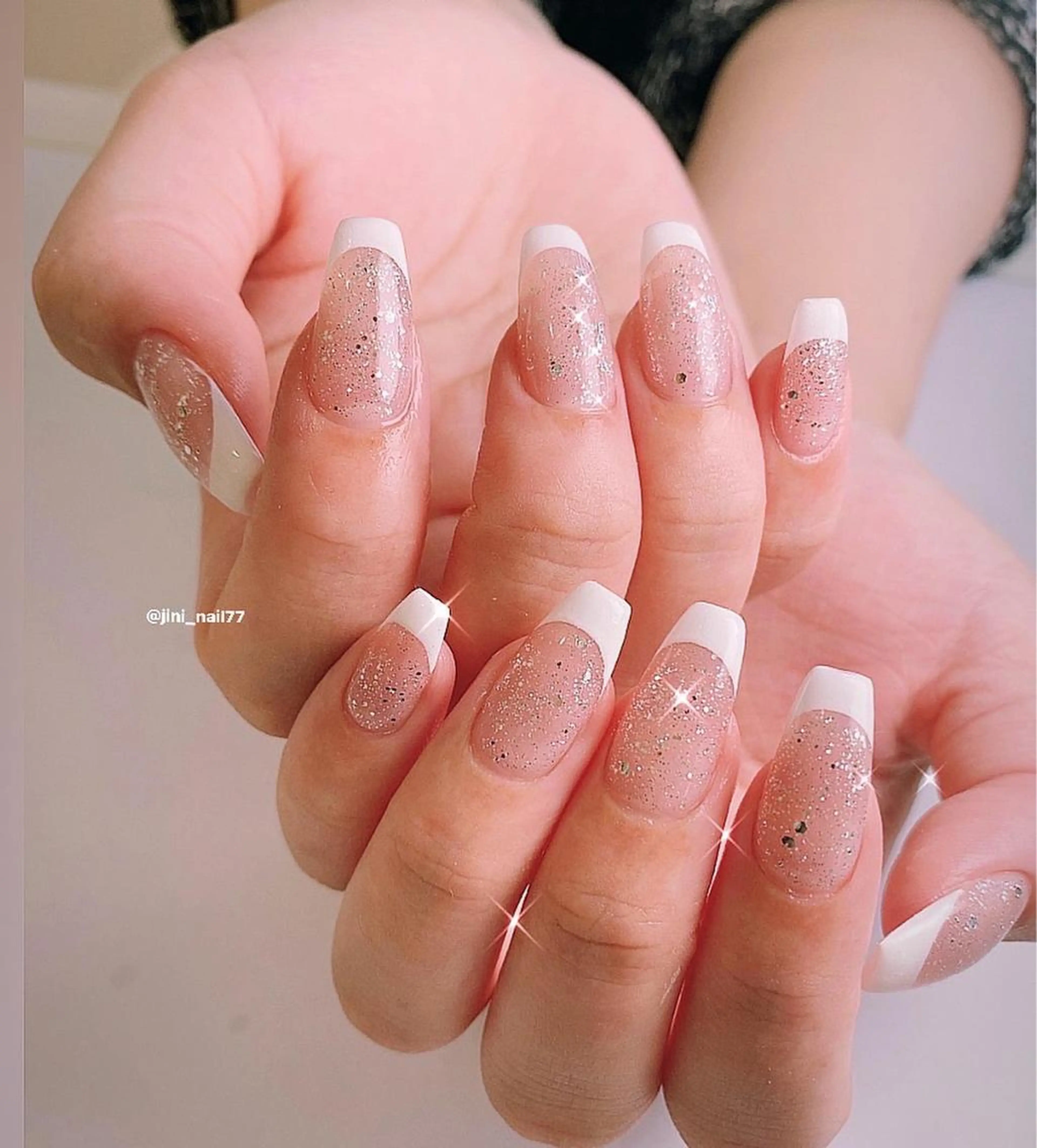 ネイル ハンドネイル JINI NAIL所属・ジニ ネイルのネイルデザイン