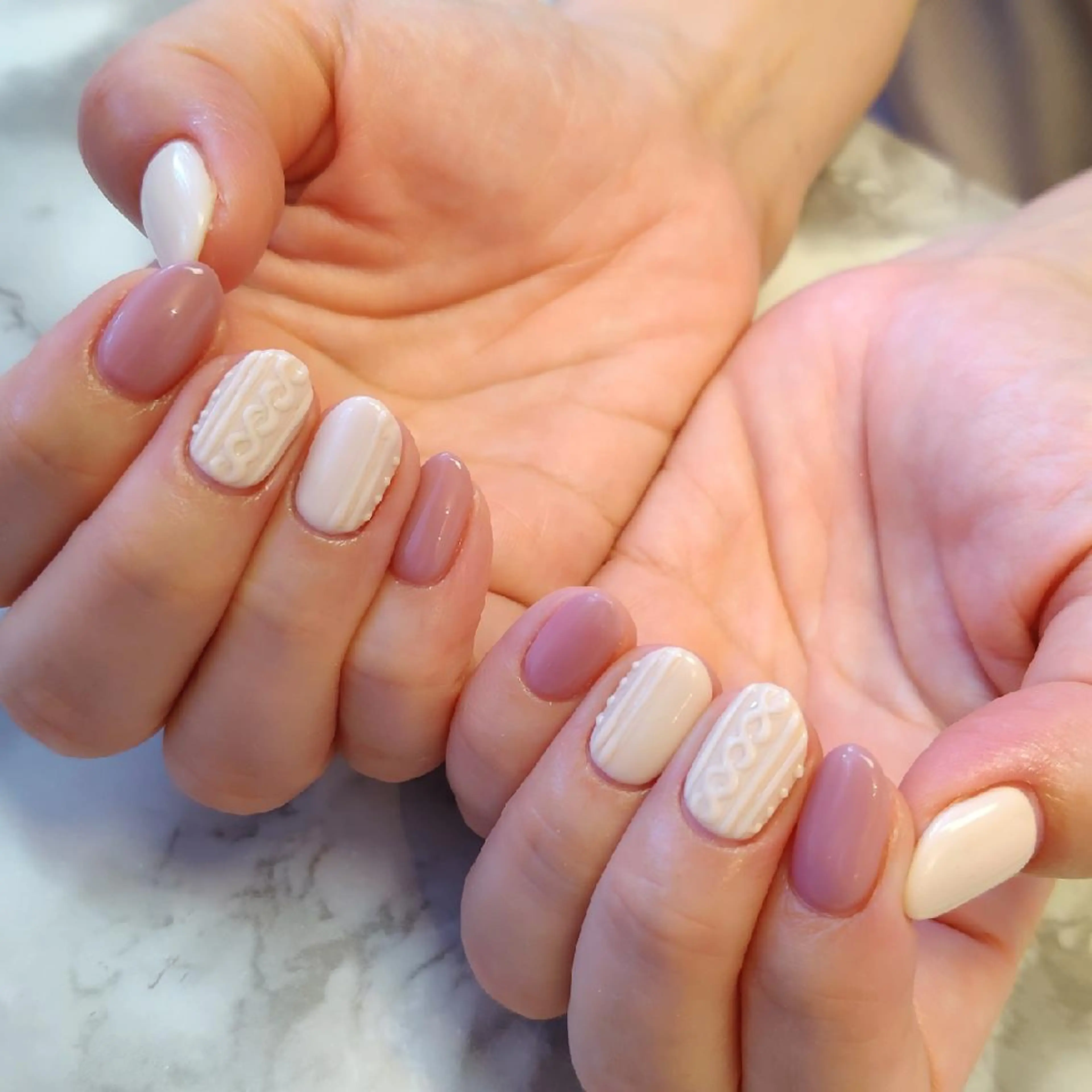 ネイル ジェヌインネイル 河内のネイルデザイン