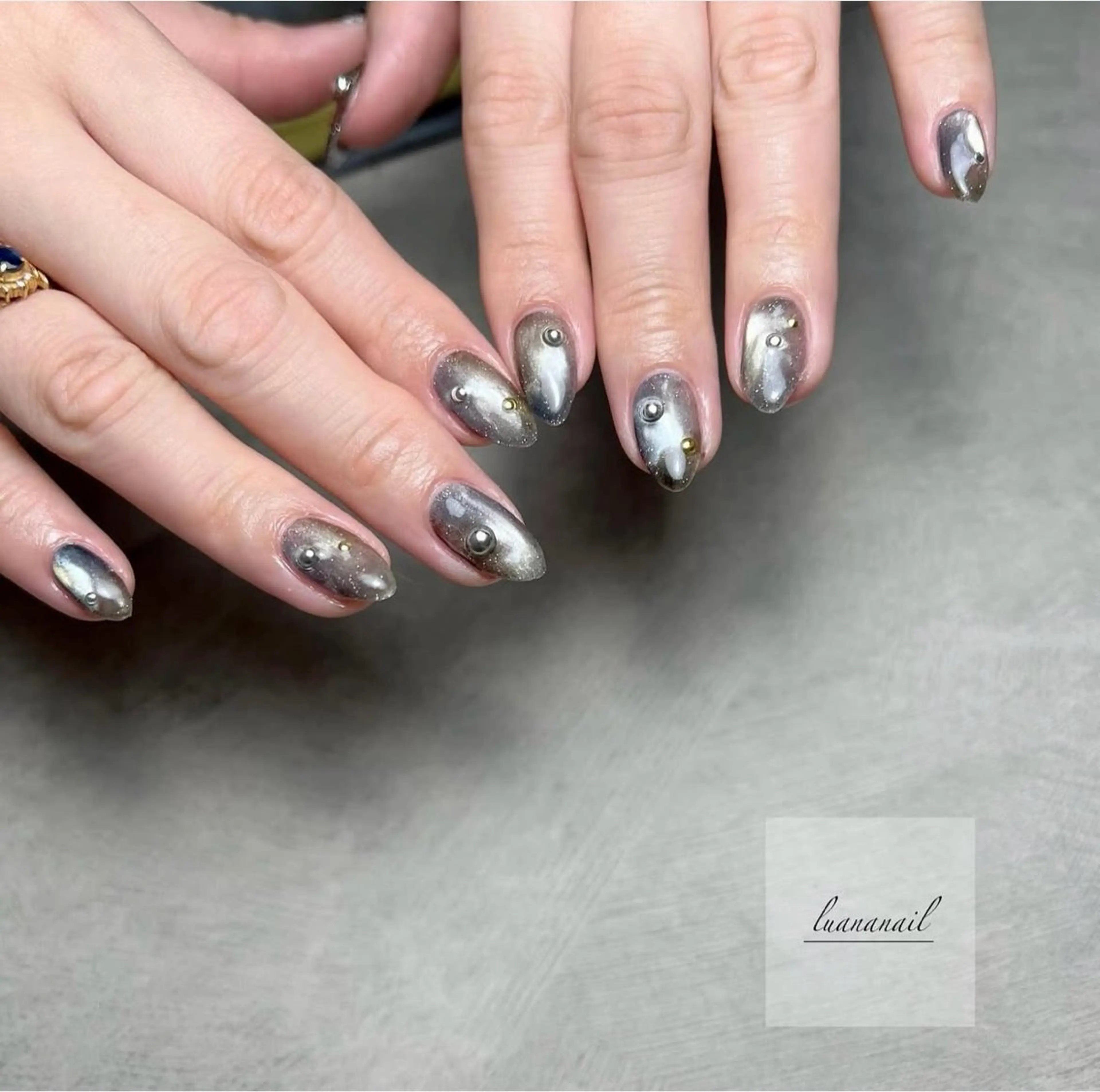 ネイル マグネットネイル ハンドネイル luana nailのネイルデザイン