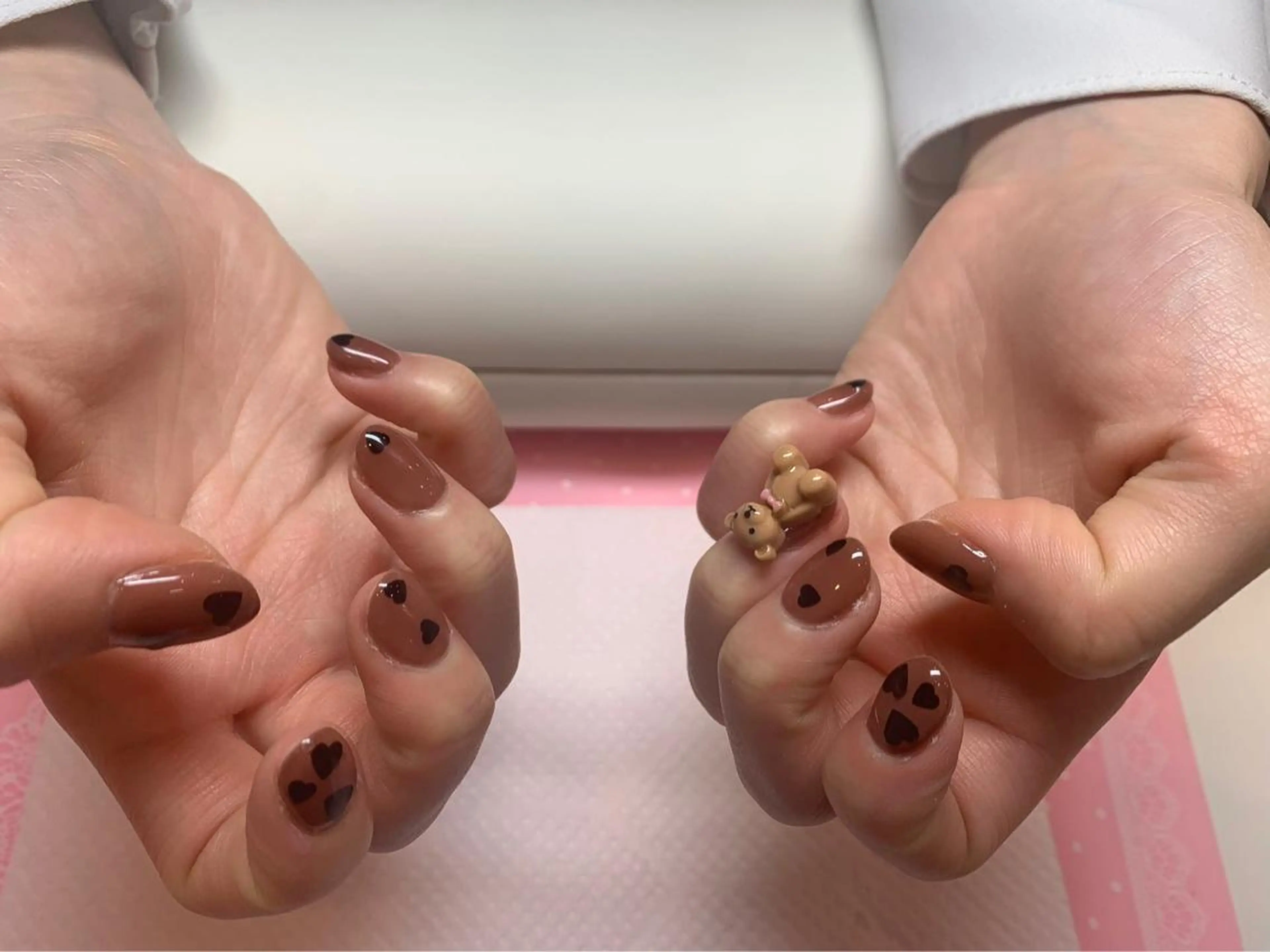 ネイル Ui_Amor (パラジェル)のネイルデザイン