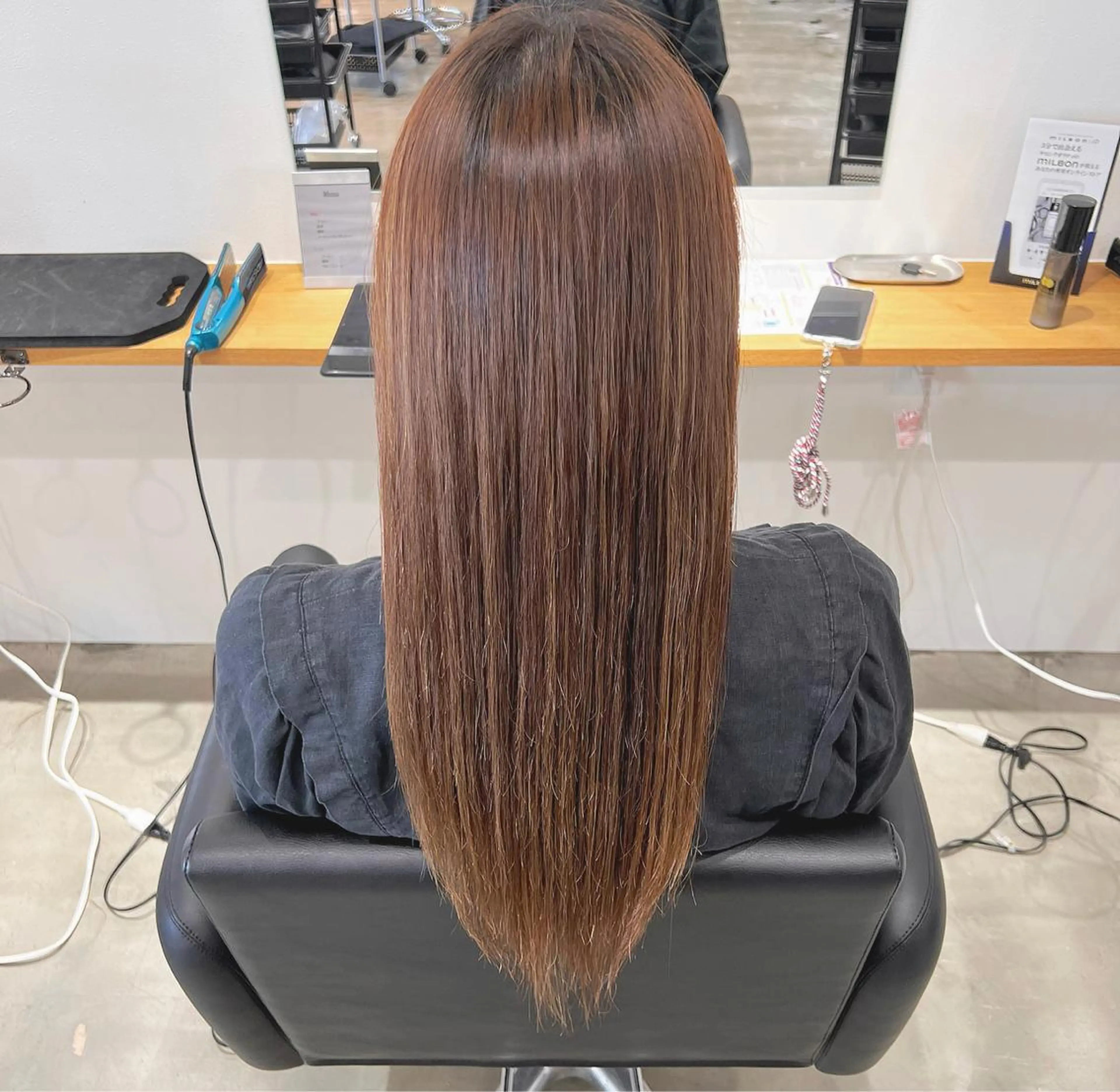 ロング 髪質改善 トリートメント 切りっぱなしボブ 👩🏼ミニボブのヘアスタイル