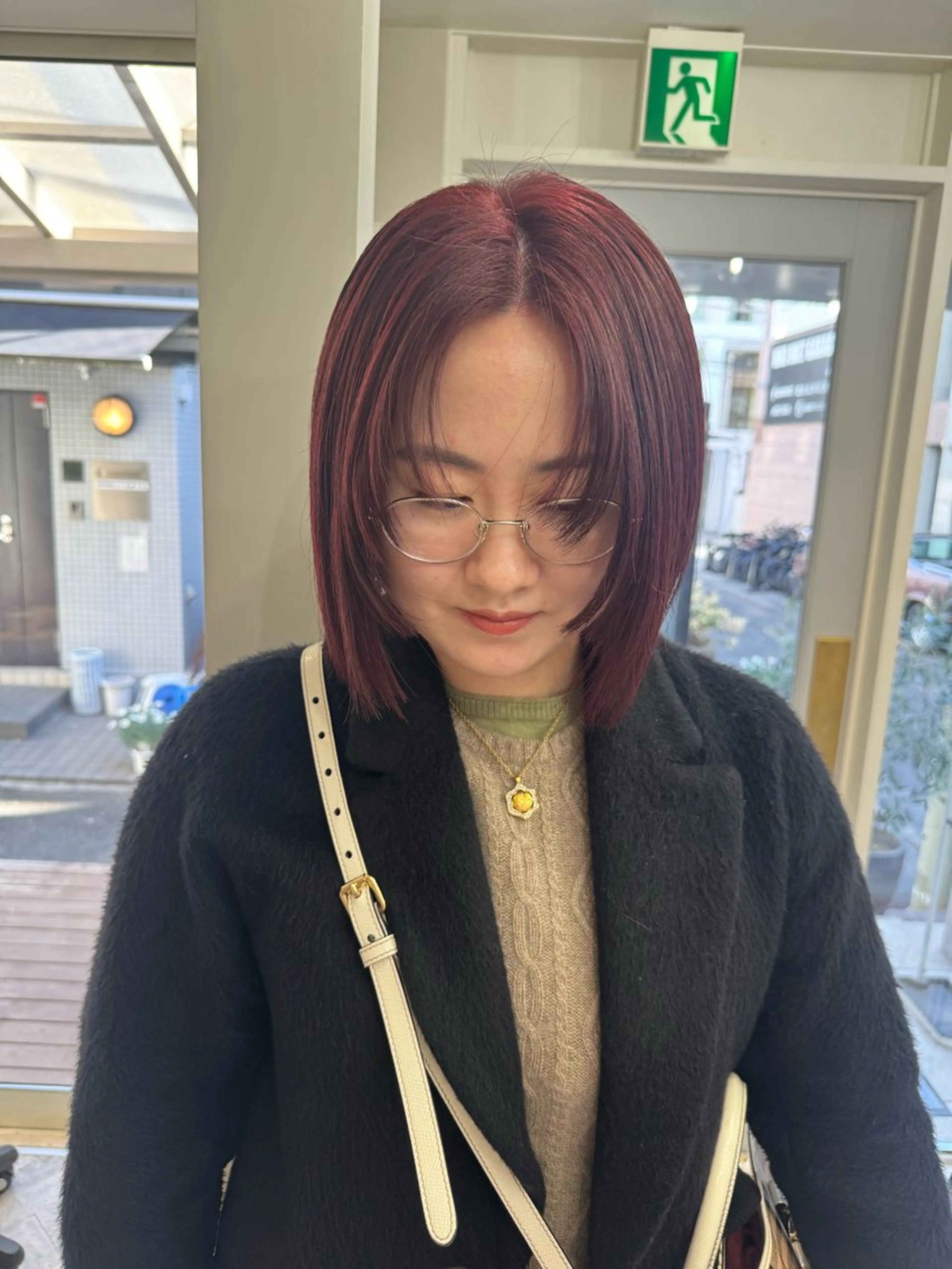 ショート カラー カシス レッドカラー カット ヘアカラー トリートメント 艶カラー 🤍🫧/makoのヘアスタイル