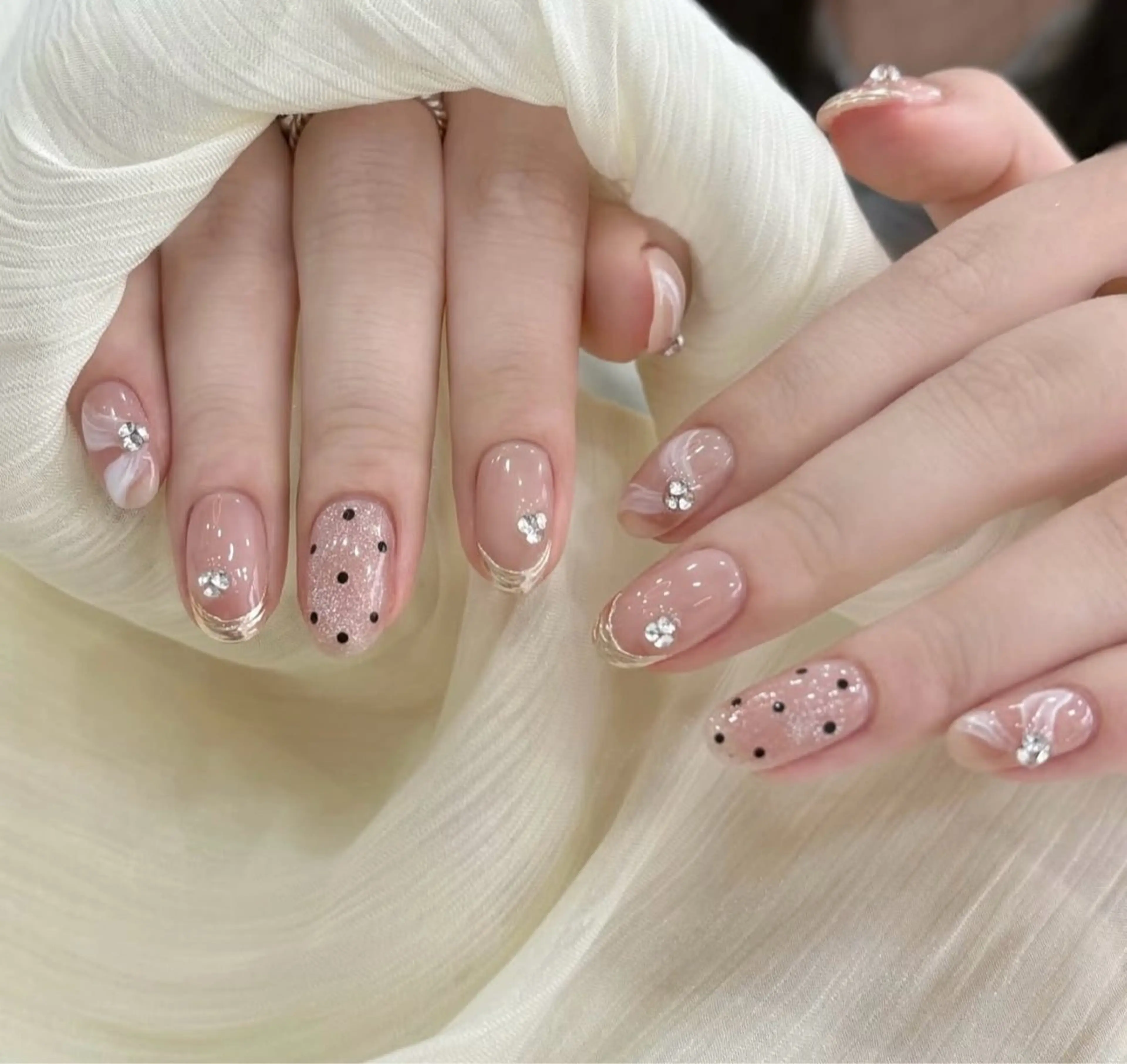 ネイル 韓国ネイル 持ち込み ニュアンスネイル ネイルチップ ハンドネイル TABI ANA.CHUOのネイルデザイン