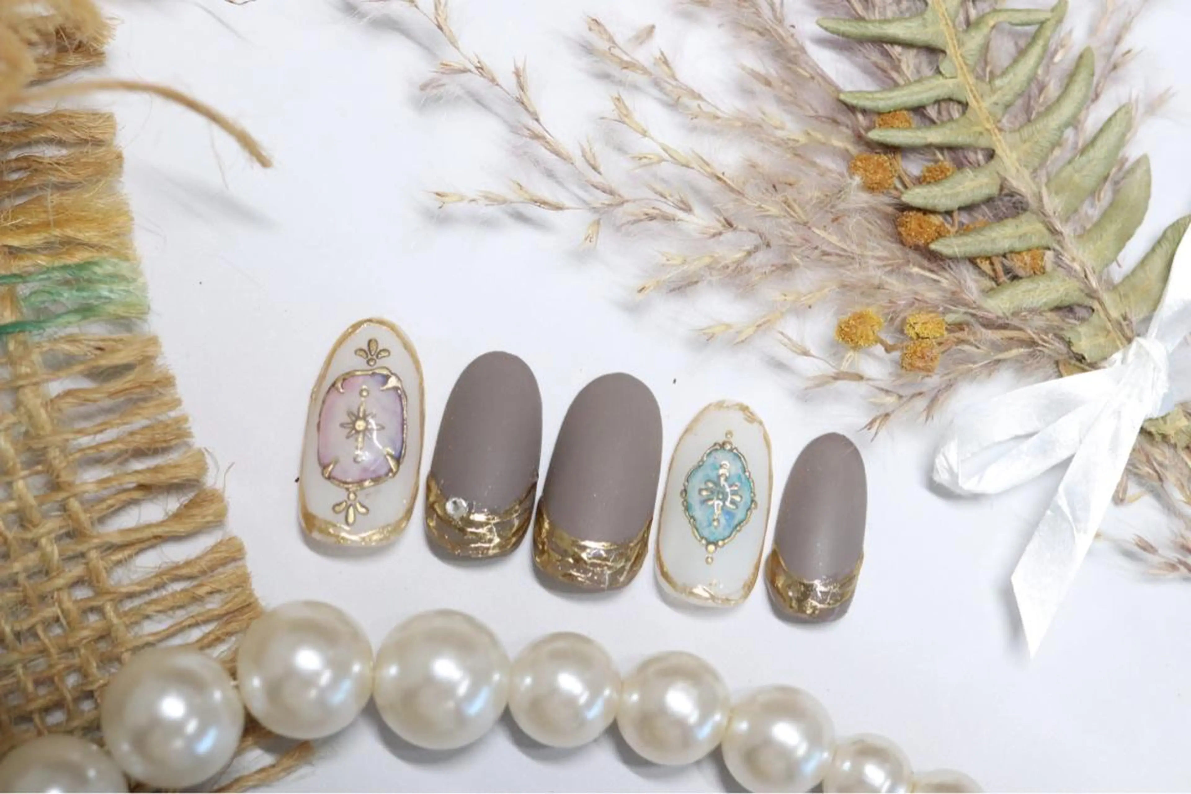 ミディアム ネイルN-STYLE スタッフのネイルデザイン