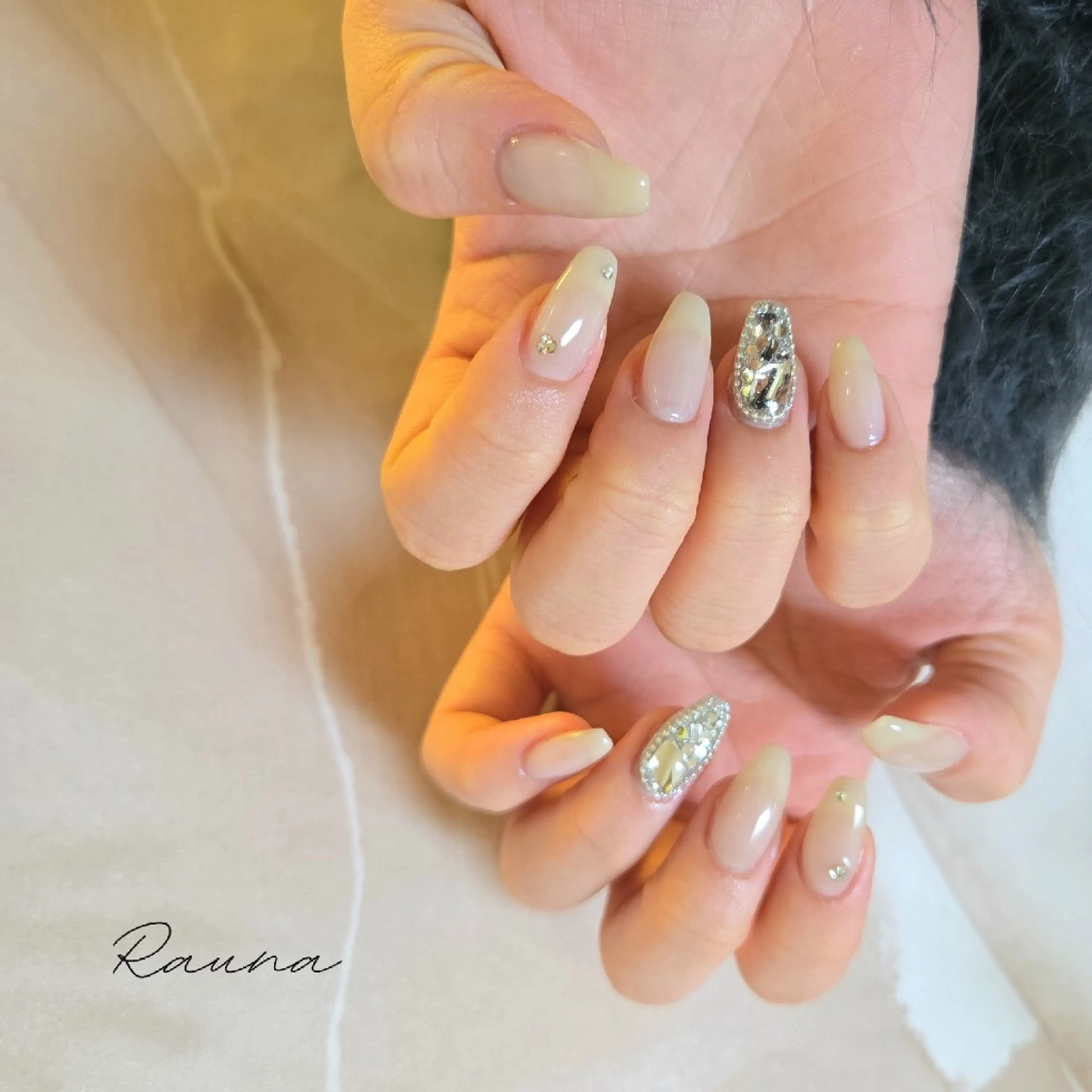 ネイル ハンドネイル Rauna nailsalon のネイルデザイン