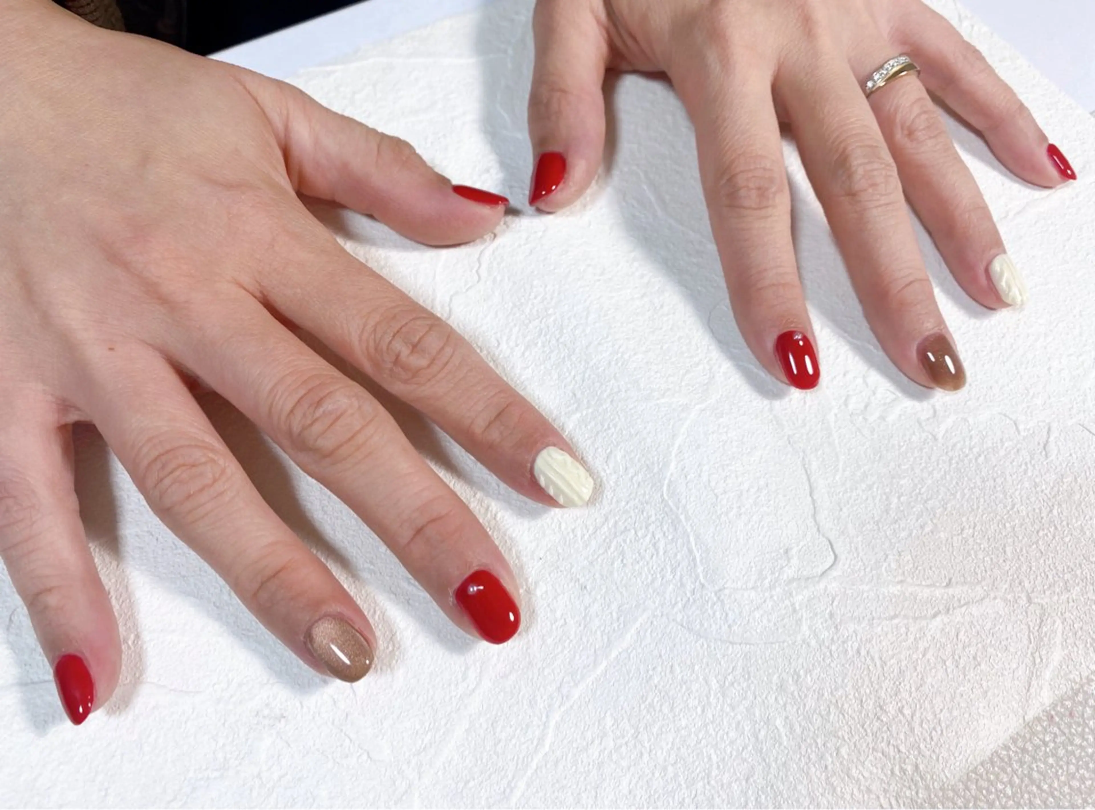 ネイル オーロラネイル フットネイル フレンチネイル ジェルネイル 韓国ネイル ハンドネイル kiki nail たまプラーザのネイルデザイン