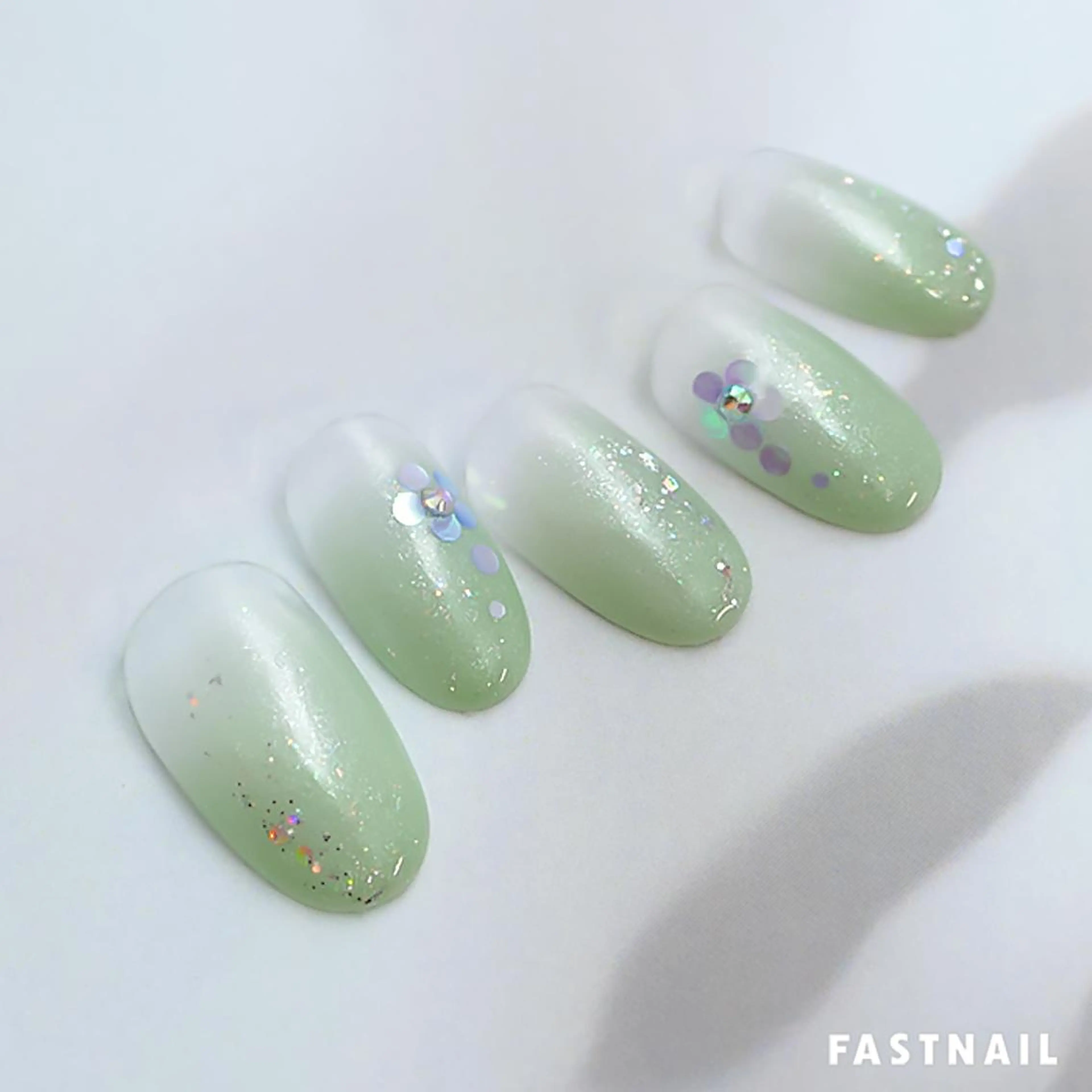 ネイル ファストネイル ロコ 春日のネイルデザイン