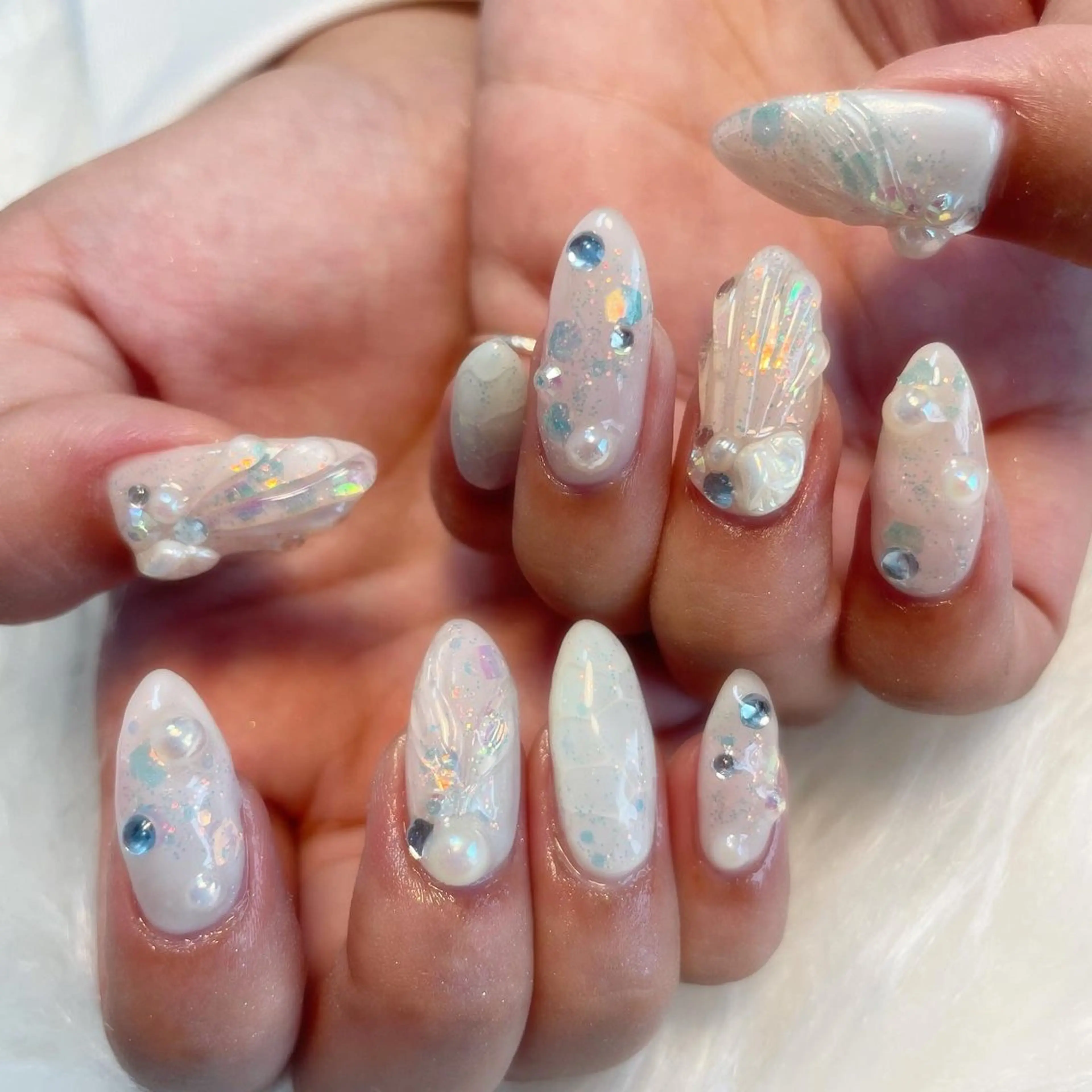 ネイル ハンドネイル ゴテゴテ💙ワンホン リオナのネイルデザイン