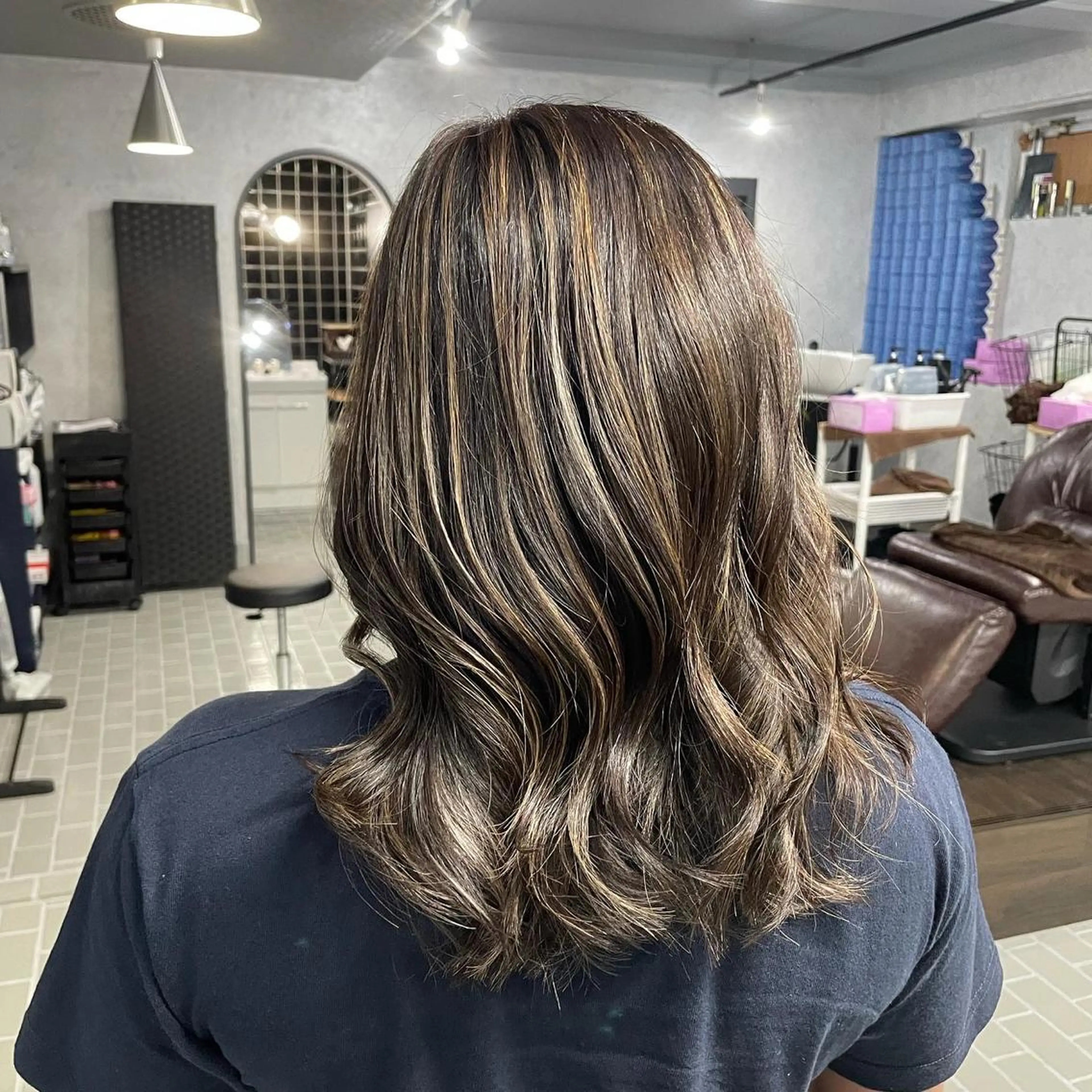 セミロング ハイライト カット ヘアカラー 髪質改善ayame 横山諒のヘアスタイル