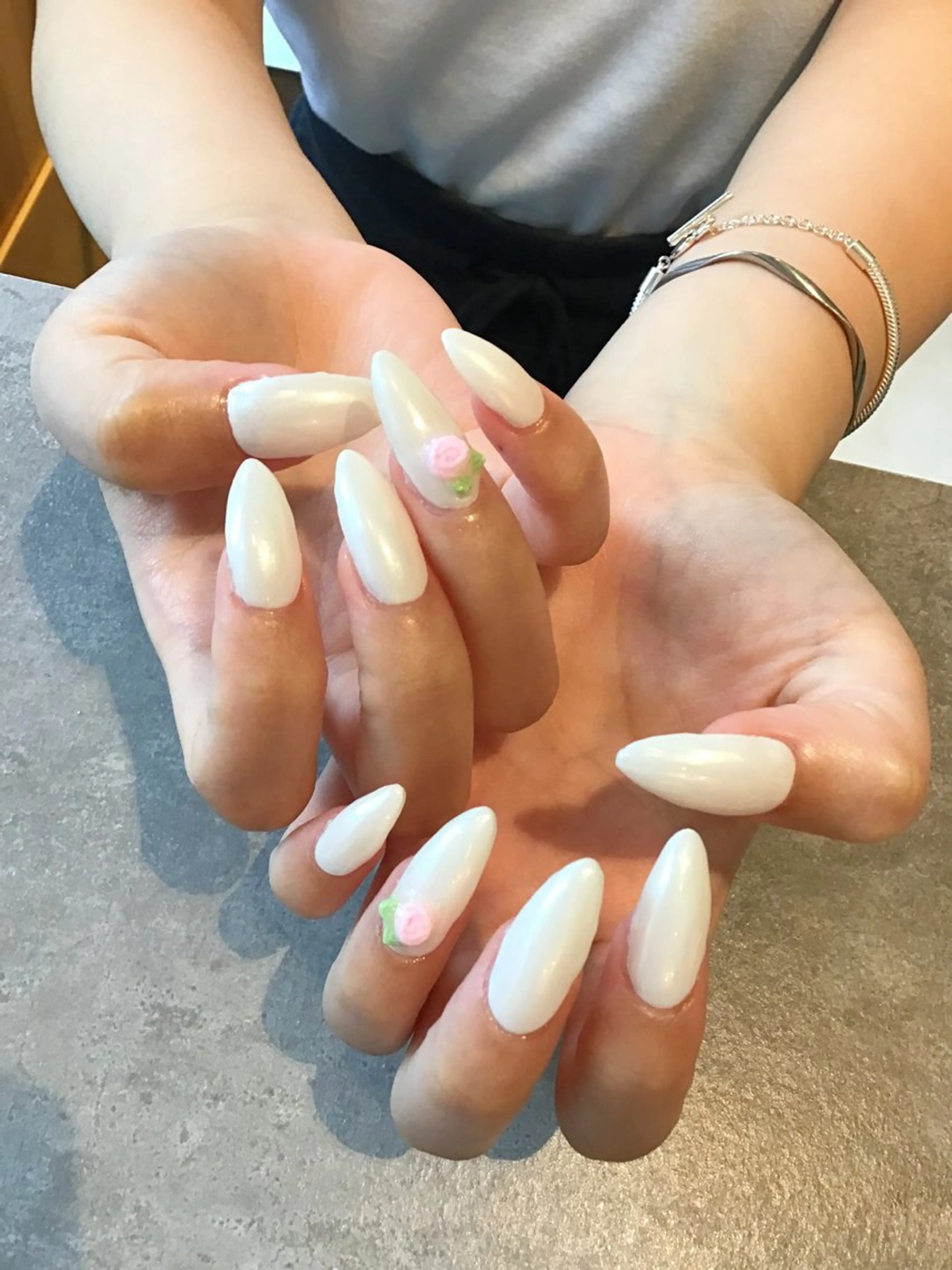 ネイル アートネイル Nest 岩崎のネイルデザイン