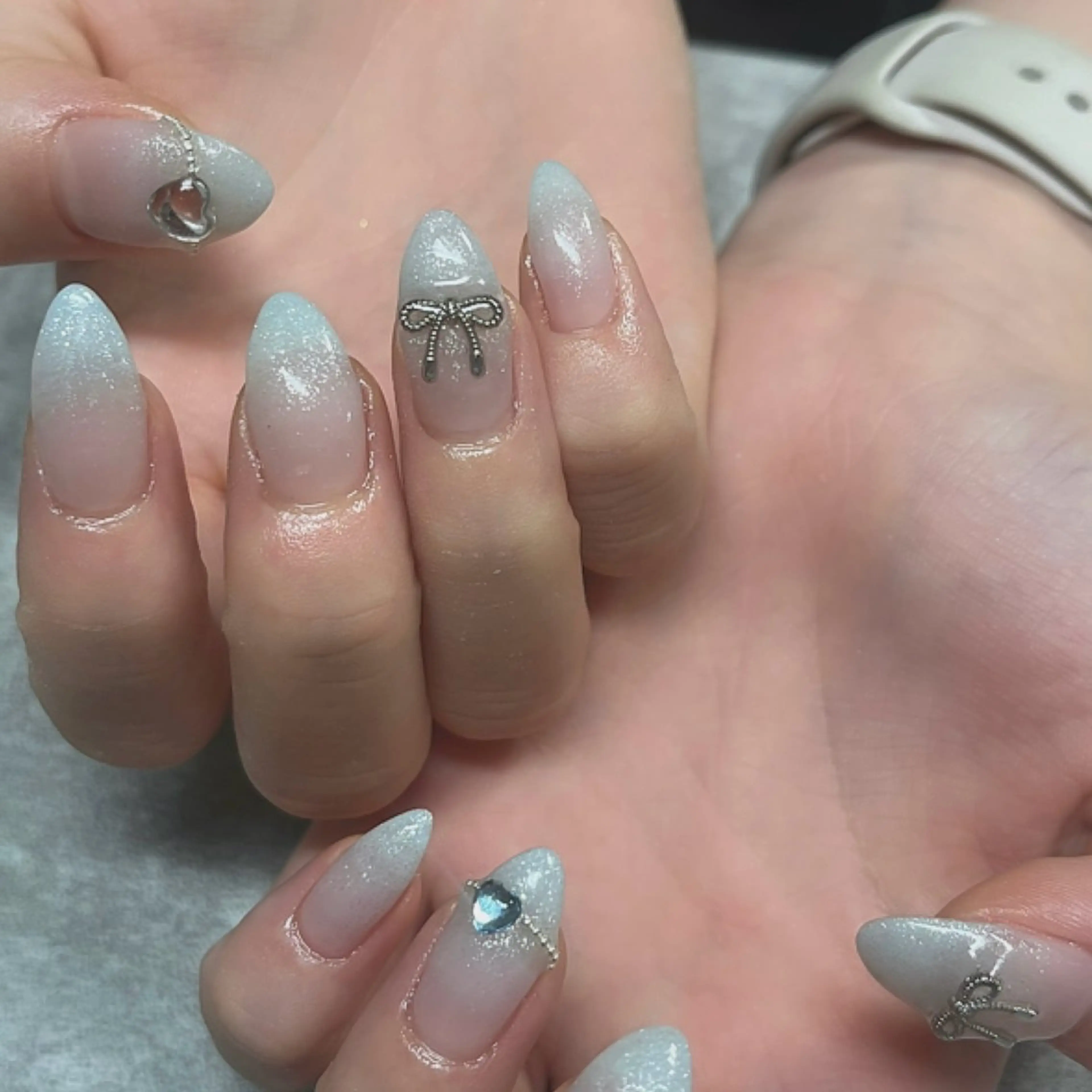 ネイル ハンドネイル Protea きぬがわ らむのネイルデザイン