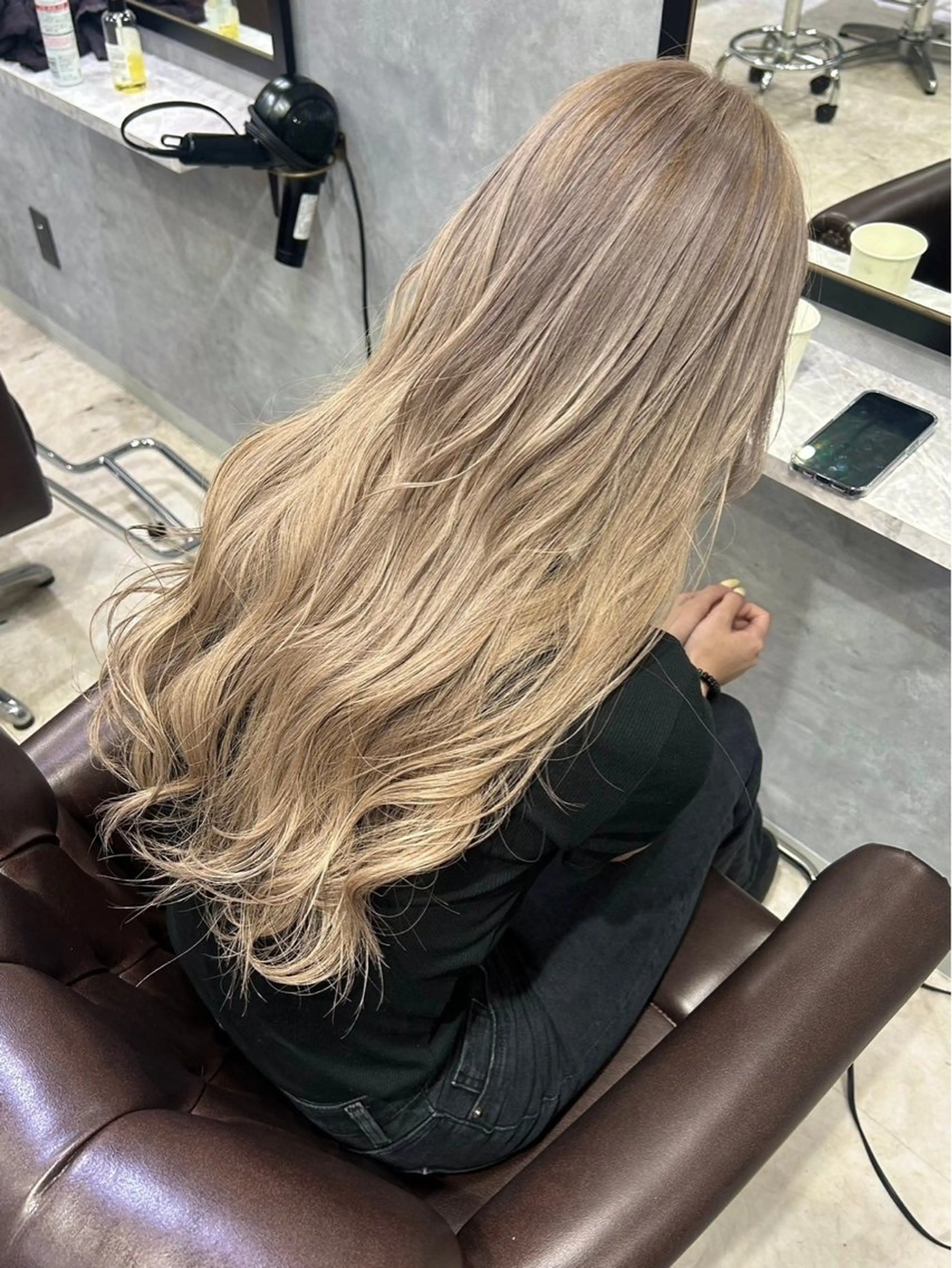 ロング カラー ブリーチ ダブルカラー 池袋/カラー特化🎨 ロング料金なし🩵のヘアスタイル